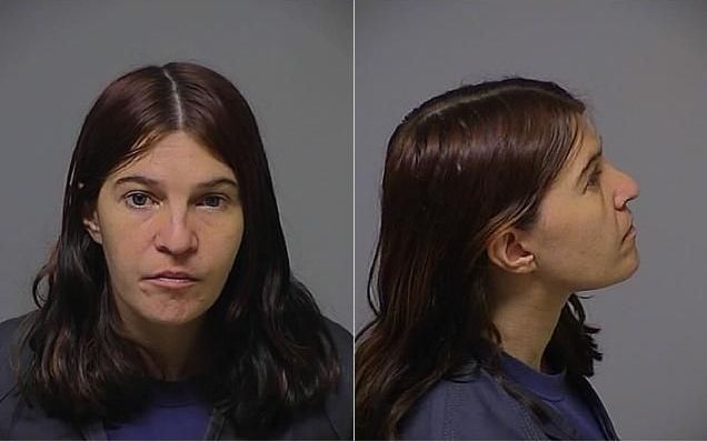 Kelly Amanda Roeder, wanted fugitive by Douglas County, CO Sheriff