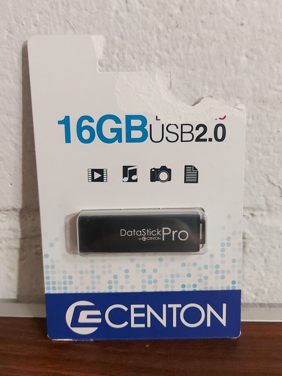 Centon 16 GB DataStick Pro USB 2.0 Flash Drive DSP16GB-009