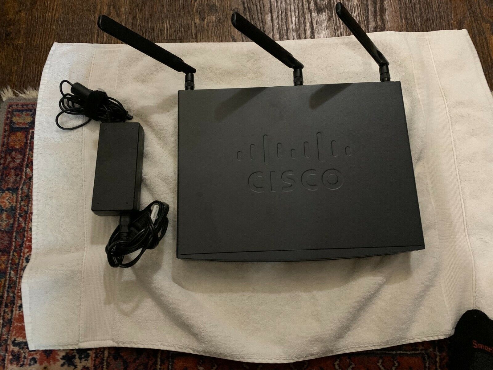 Cisco 891W Integrated Services Wireless Router w/ integrated 8-port Switch