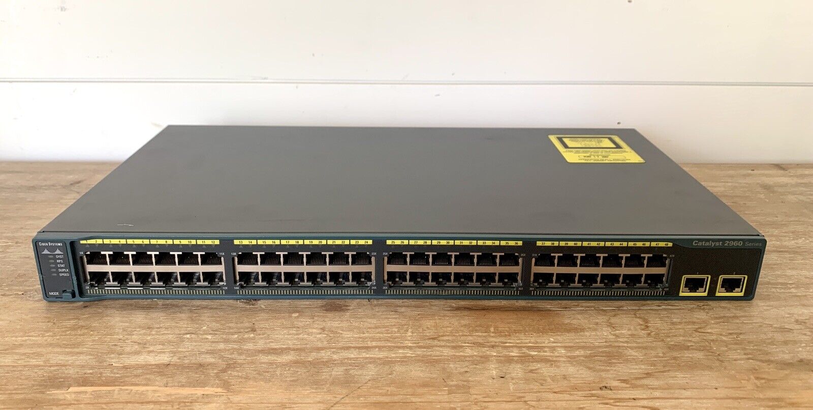 Cisco Catalyst WS-C2960-48TT-L V02 48 Port Fast Ethernet Switch