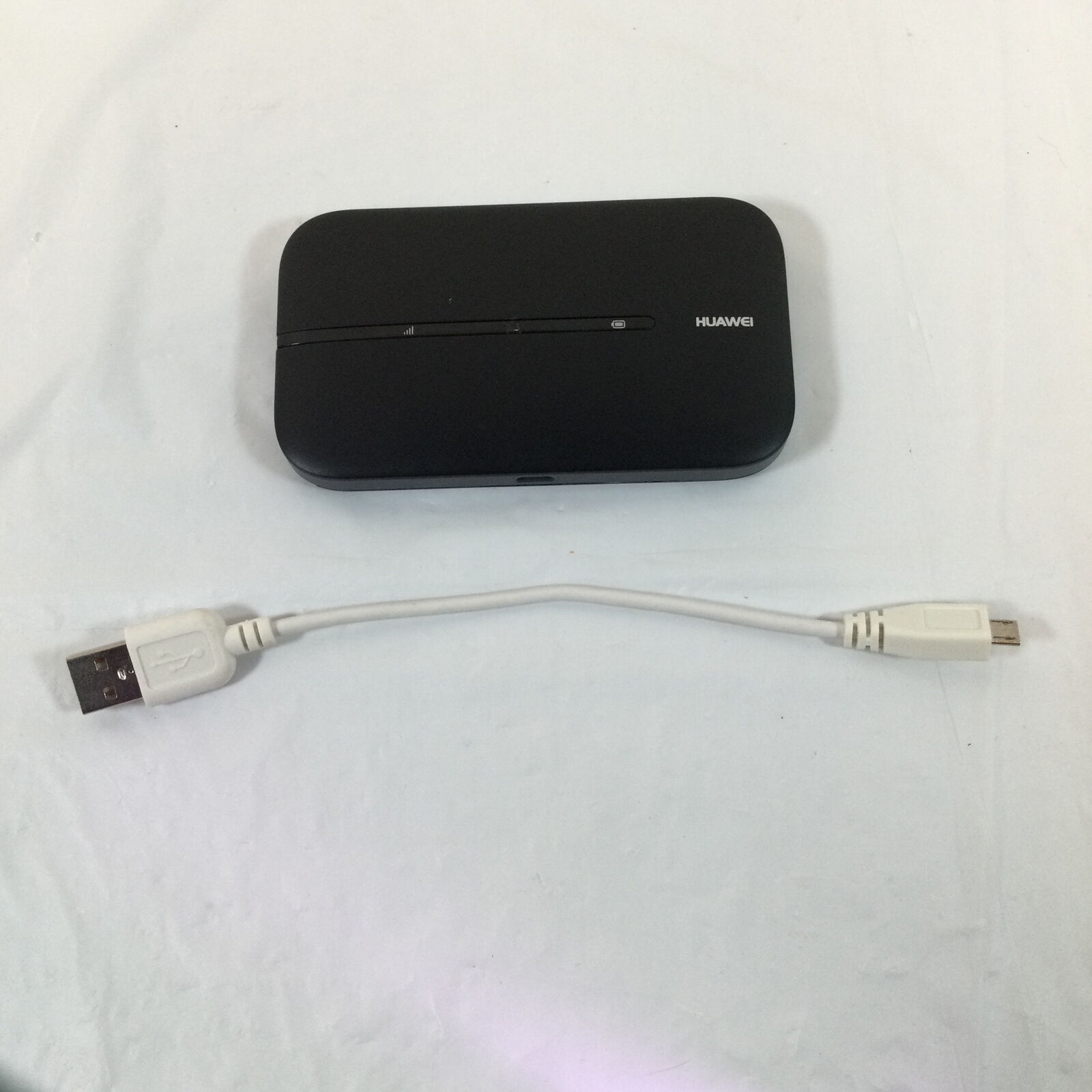 Huawei Black Lightweight Portable 4G LTE Mobile WiFi With USB Cord Used