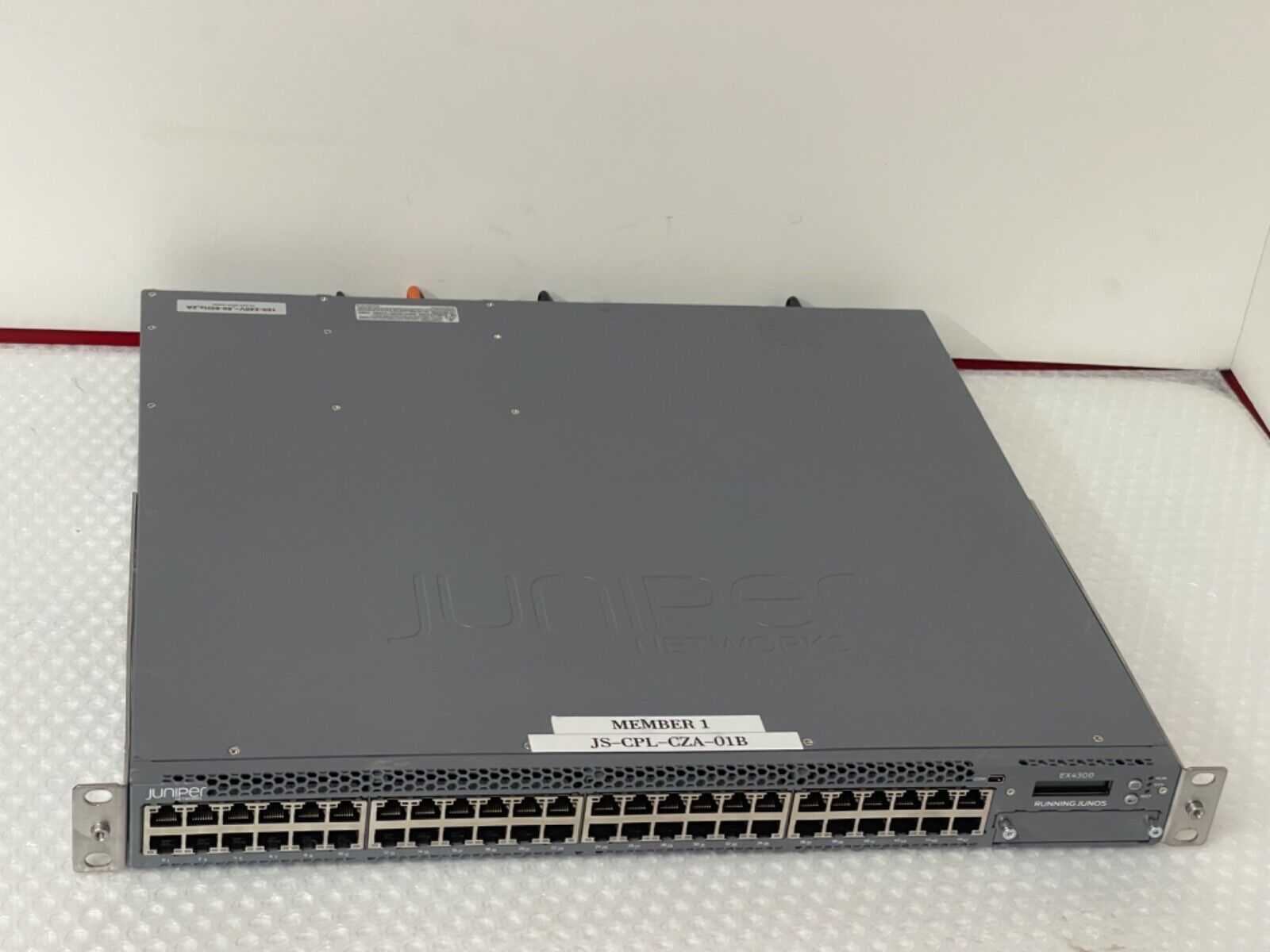 Juniper EX4300-48T-TAA Ethernet Switch 48-Port 10/100/1000 BASE-T.