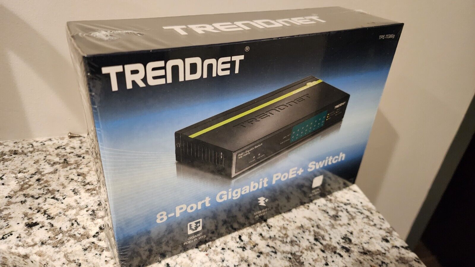 TRENDnet TPE-TG80g PoE+ Switch