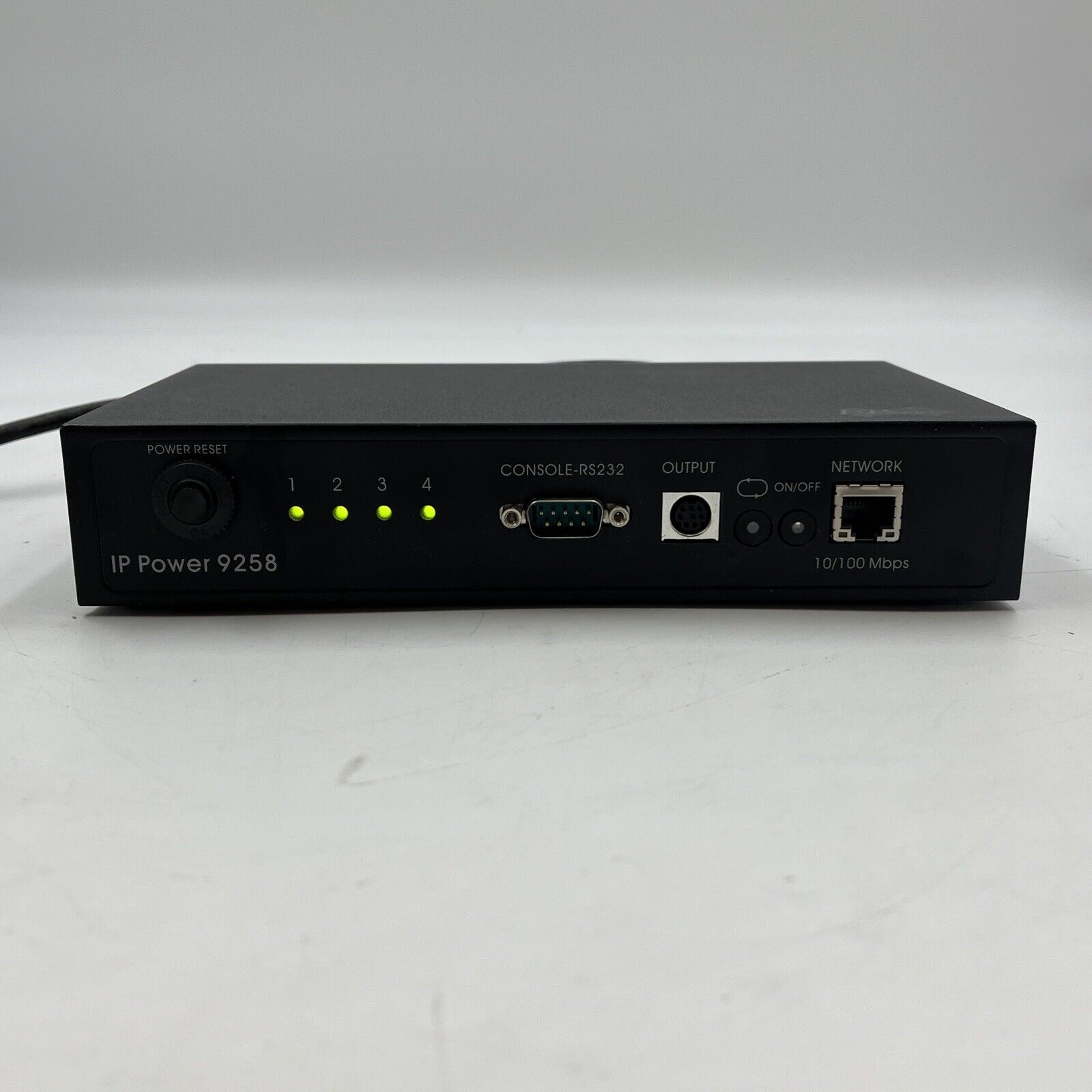 IP9258 4 Port Built-In Web AC Power Network Switch Controller Distribution