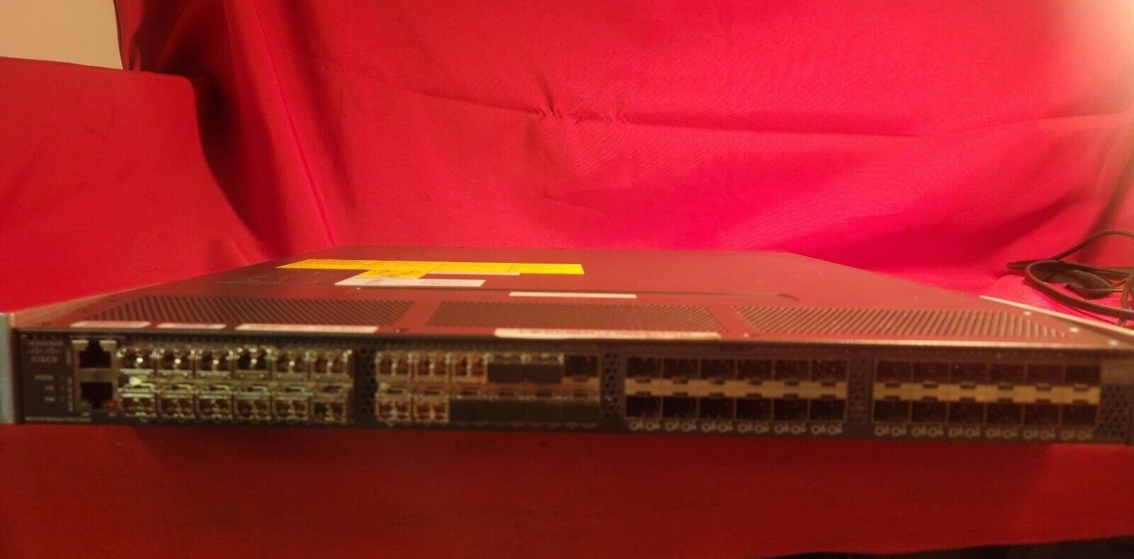 Cisco DS-C9148-16P-K9 48 Port Switch MDS 9148 Multilayer Fabric used