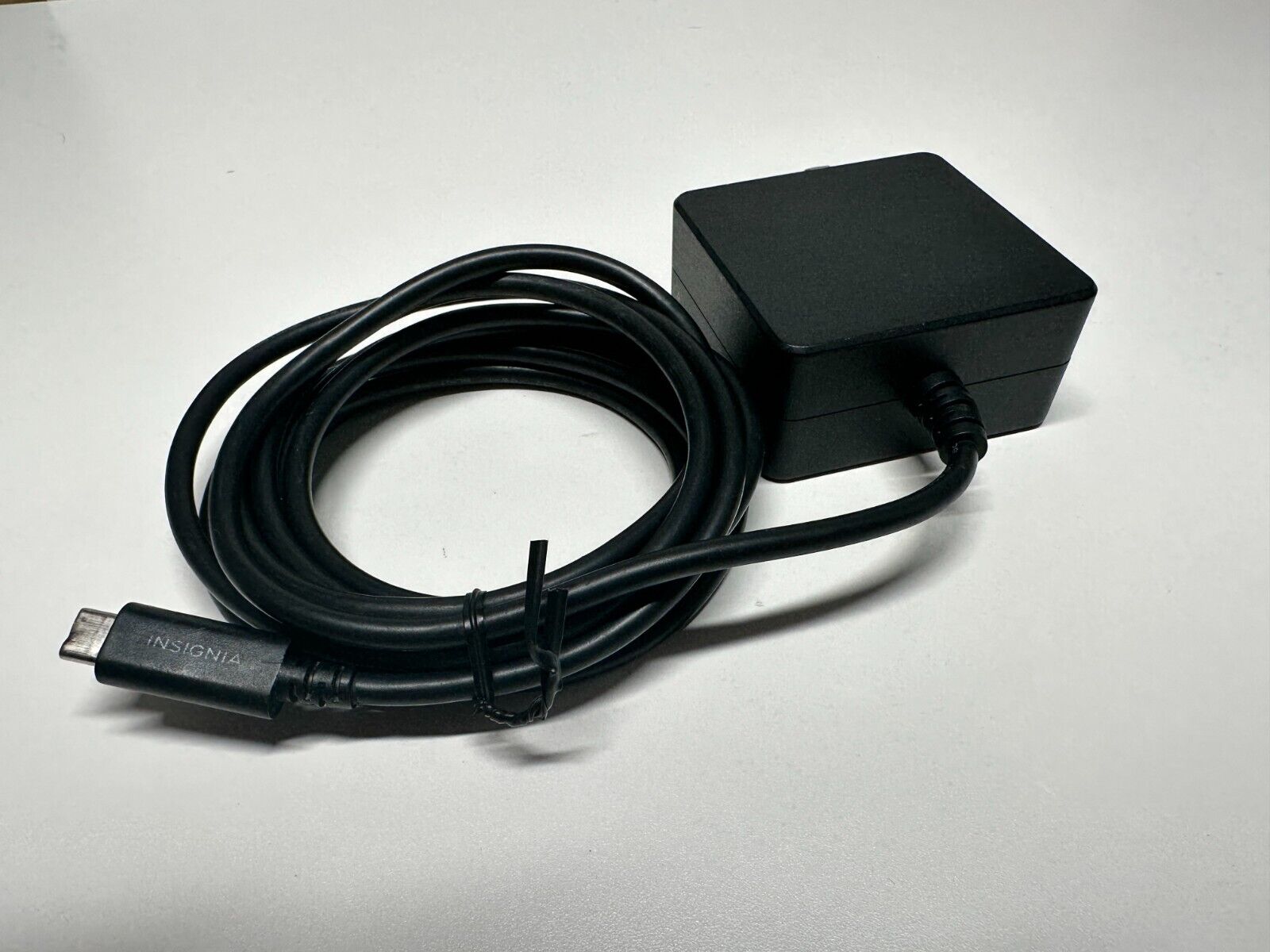 Insignia 45 Watt USB-C Wall Charger (NS-PAC45CY1-C) - *Used - See photos*