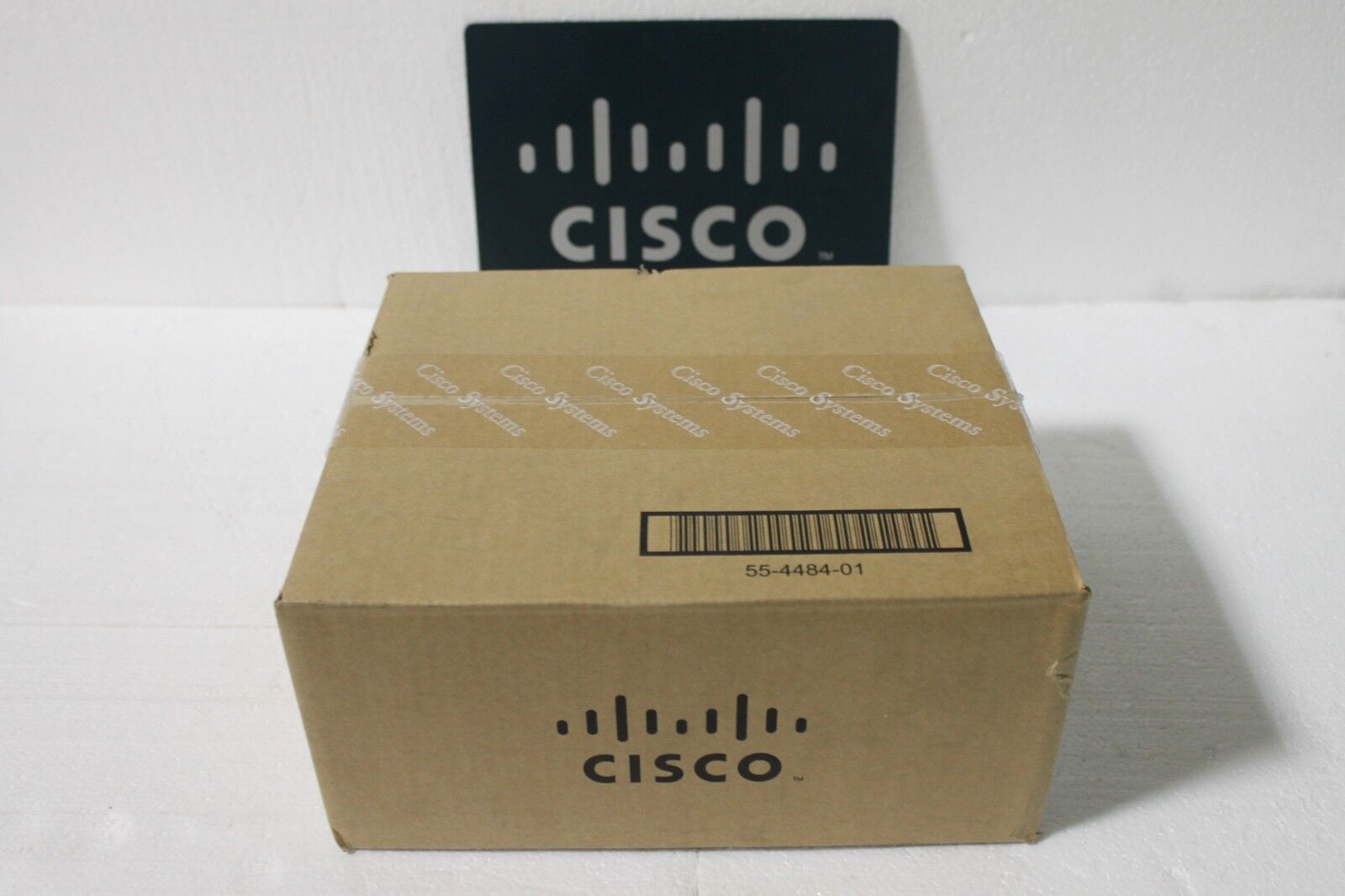 Cisco AIR-CT2504-5-K9 Wireless Controller With 5 AP Licenses SEALED