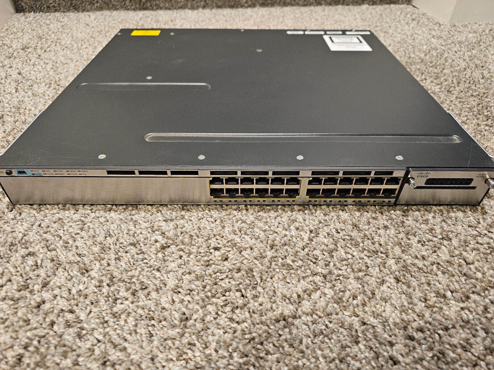 Cisco Catalyst 3750X 24 port PoE+ (C3750X-24P-S V02) manageable switch
