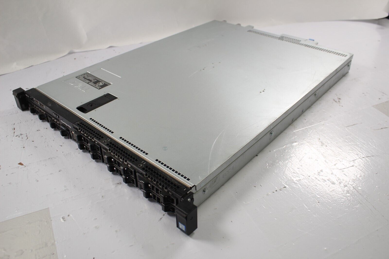 Dell PowerEdge R330 2*Xeon E3-1270 v6 16GB RAM No HDD Tested with latest BIOS