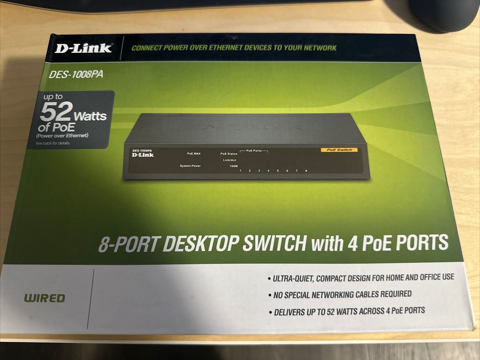 D-Link  DES (DES1008PA) 8-Ports External Switch