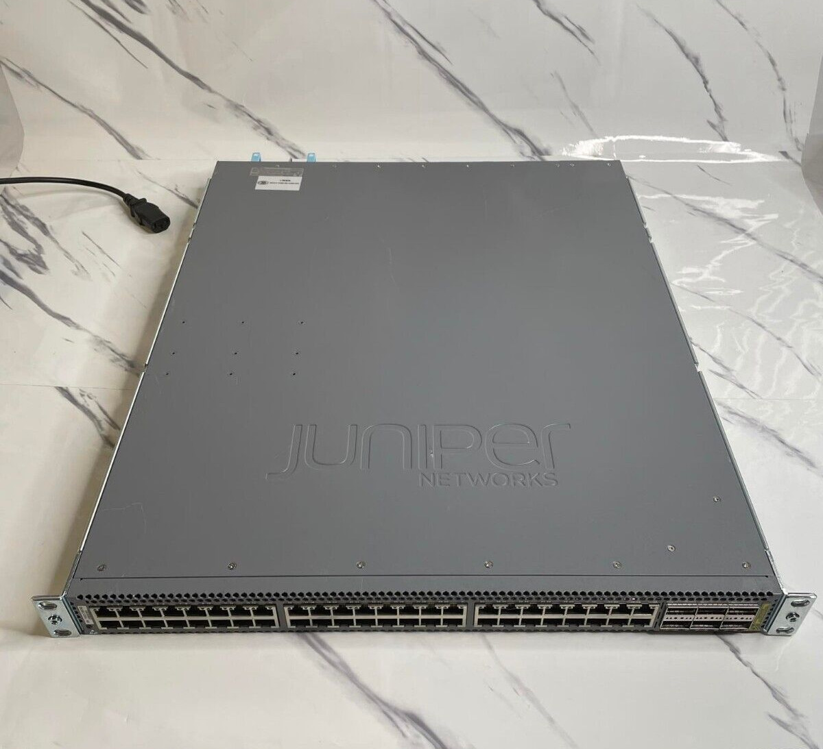 Juniper Networks QFX5100-48T-AFI 48 Port RJ45 10G 6 Port QSFP 40G AFI w/ Power