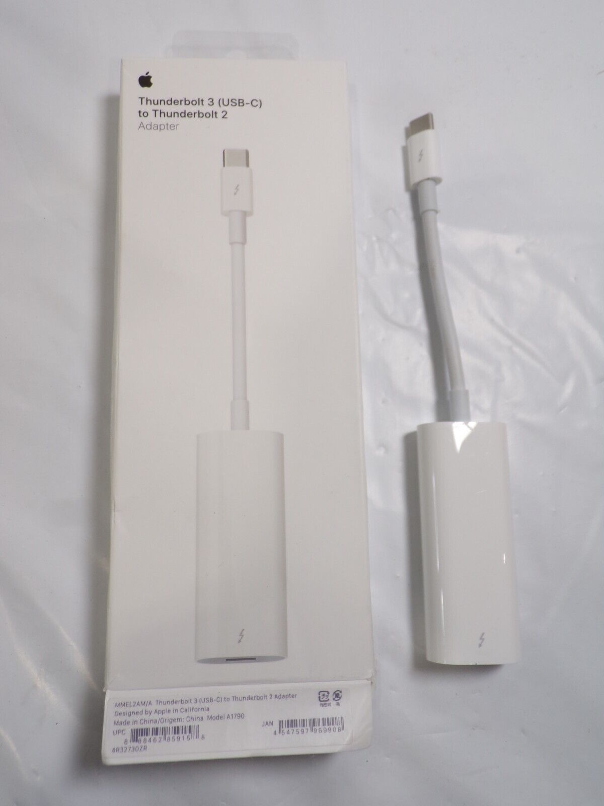 Apple Thunderbolt 3 (USB-C) to Thunderbolt 2 Adapter MMEL2AM/A
