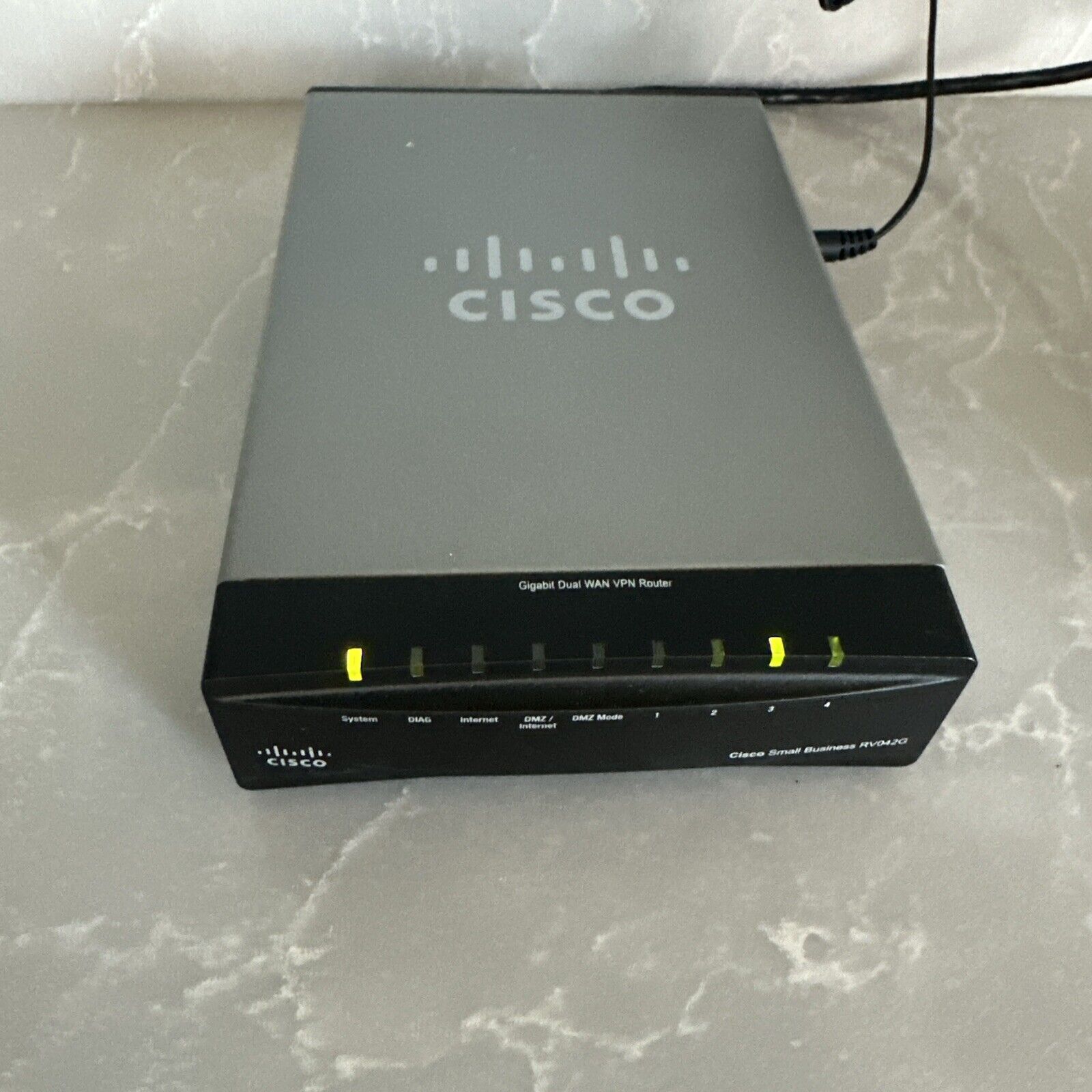 Network Security Firewall VPN Router Cisco RV042G V01 Dual WAN - Tested