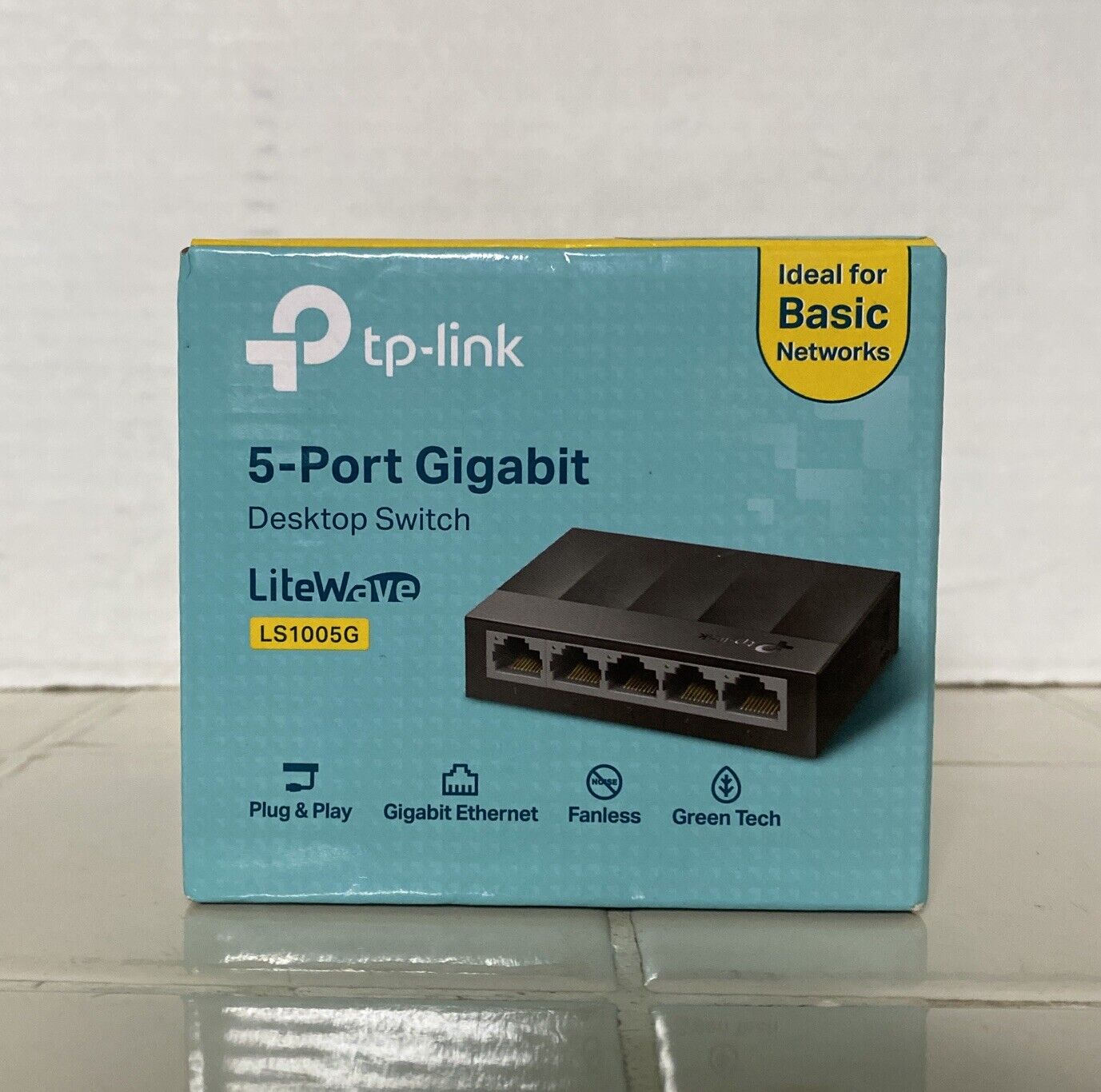 TP-Link LS1005G 5-Port 10/100/1000Mbps Gigabit Ethernet Desktop Switch