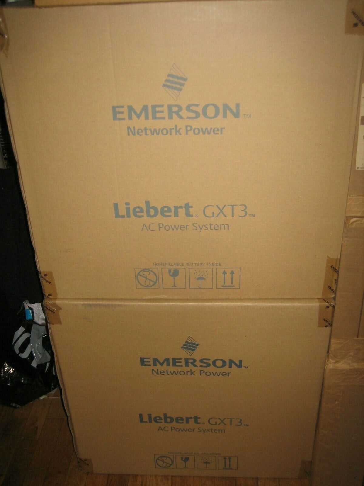 NEW IN BOX EMERSON NETWORK POWER LIEBERT GXT3-48VBATT AC POWER SYSTEM FM Radio