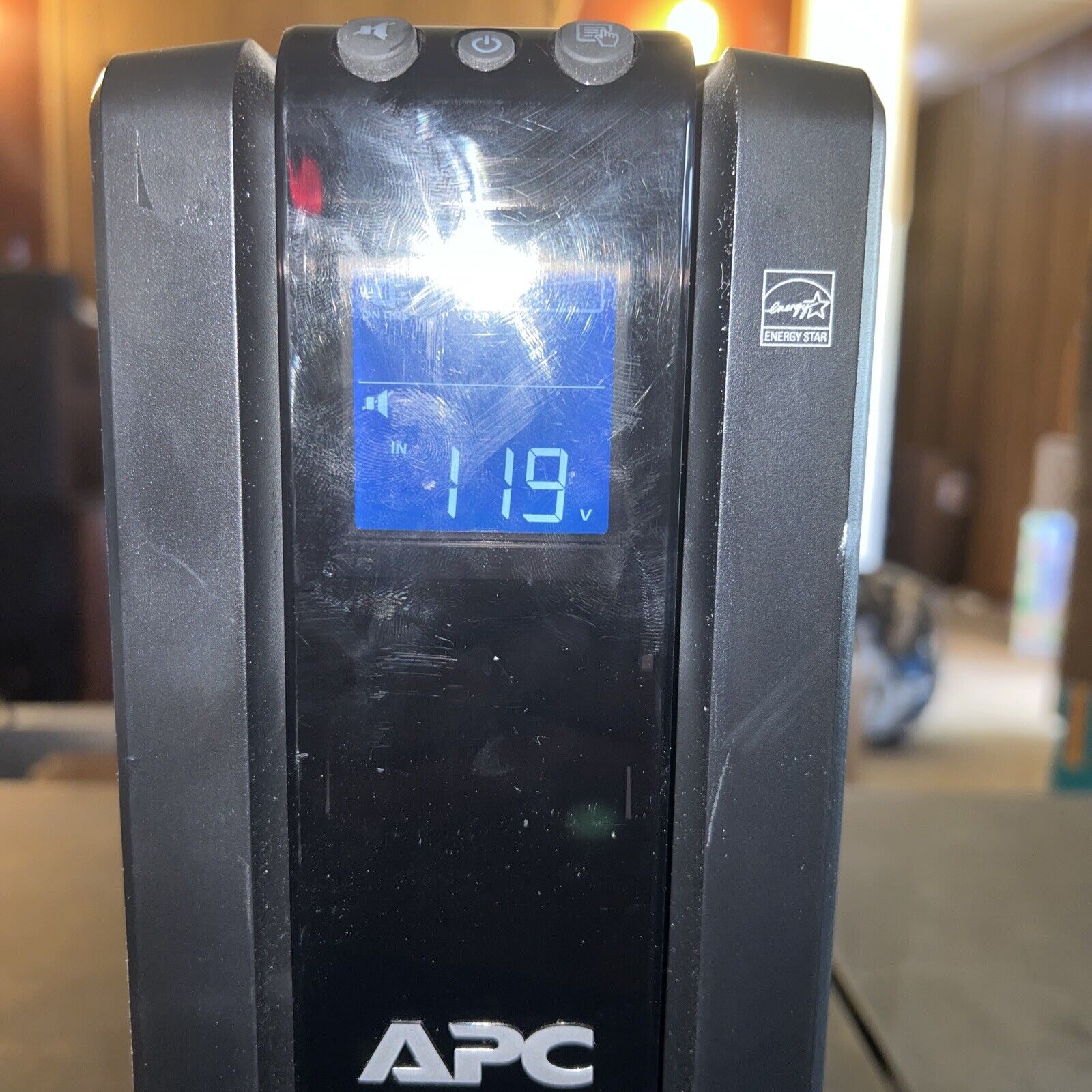 Works APC Back-Ups NS 1350 Surge Protector Battery Backup Read