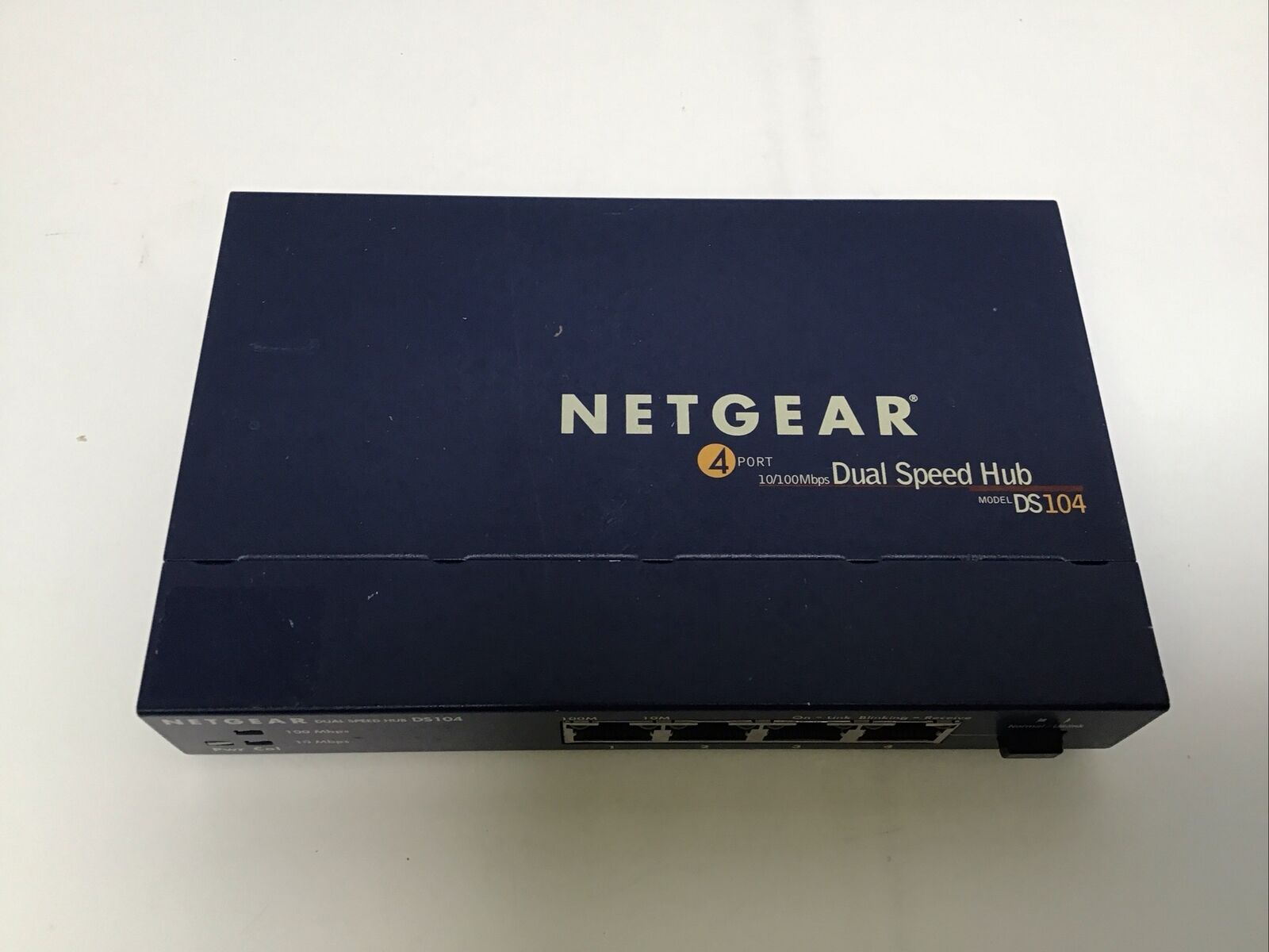 Netgear DS104 4 Port Dual Speed Ethernet Switch Hub NO PSU