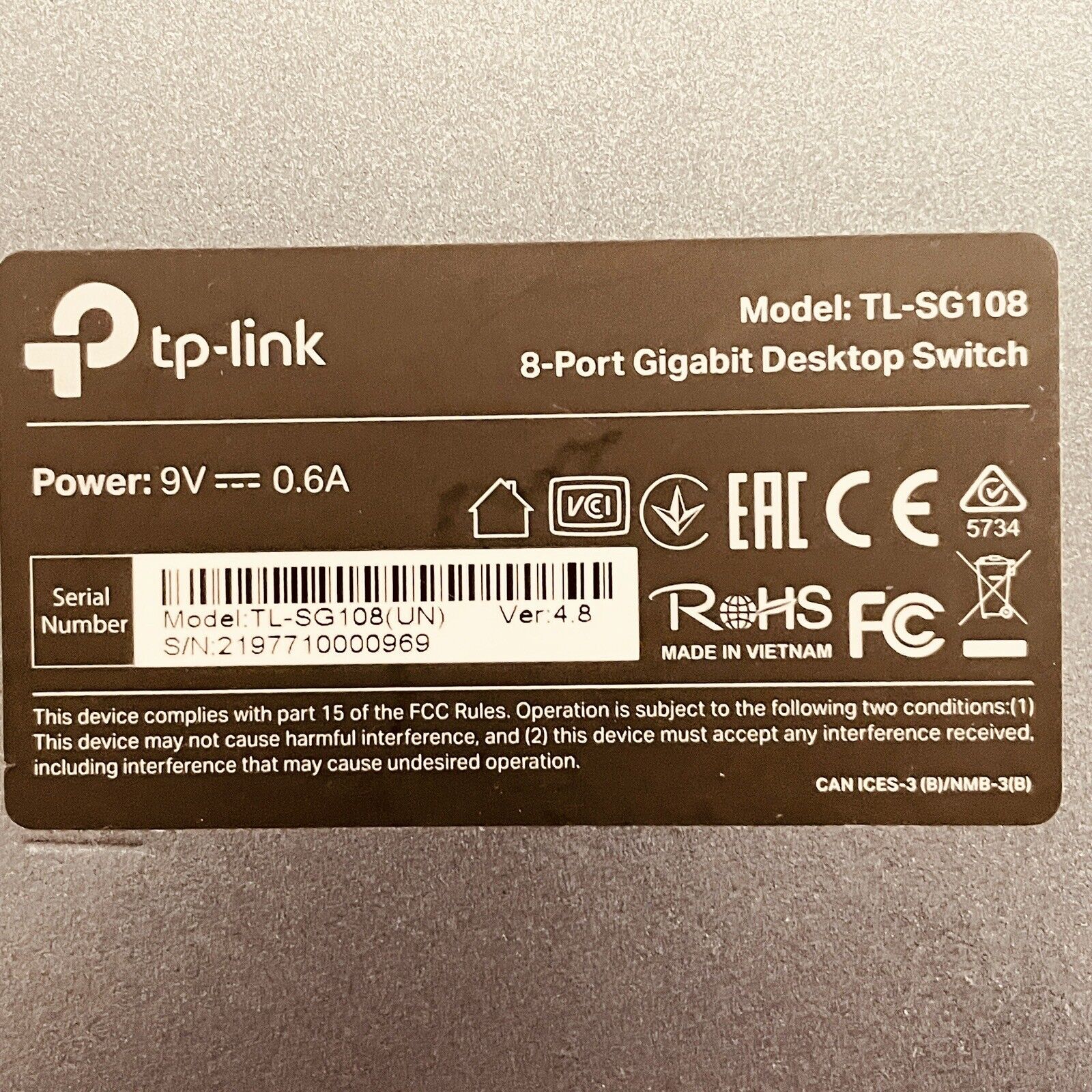 TP-LINK 8-Port Gigabit Desktop Switch TL-SG108, *No Power Cord* Barely Use