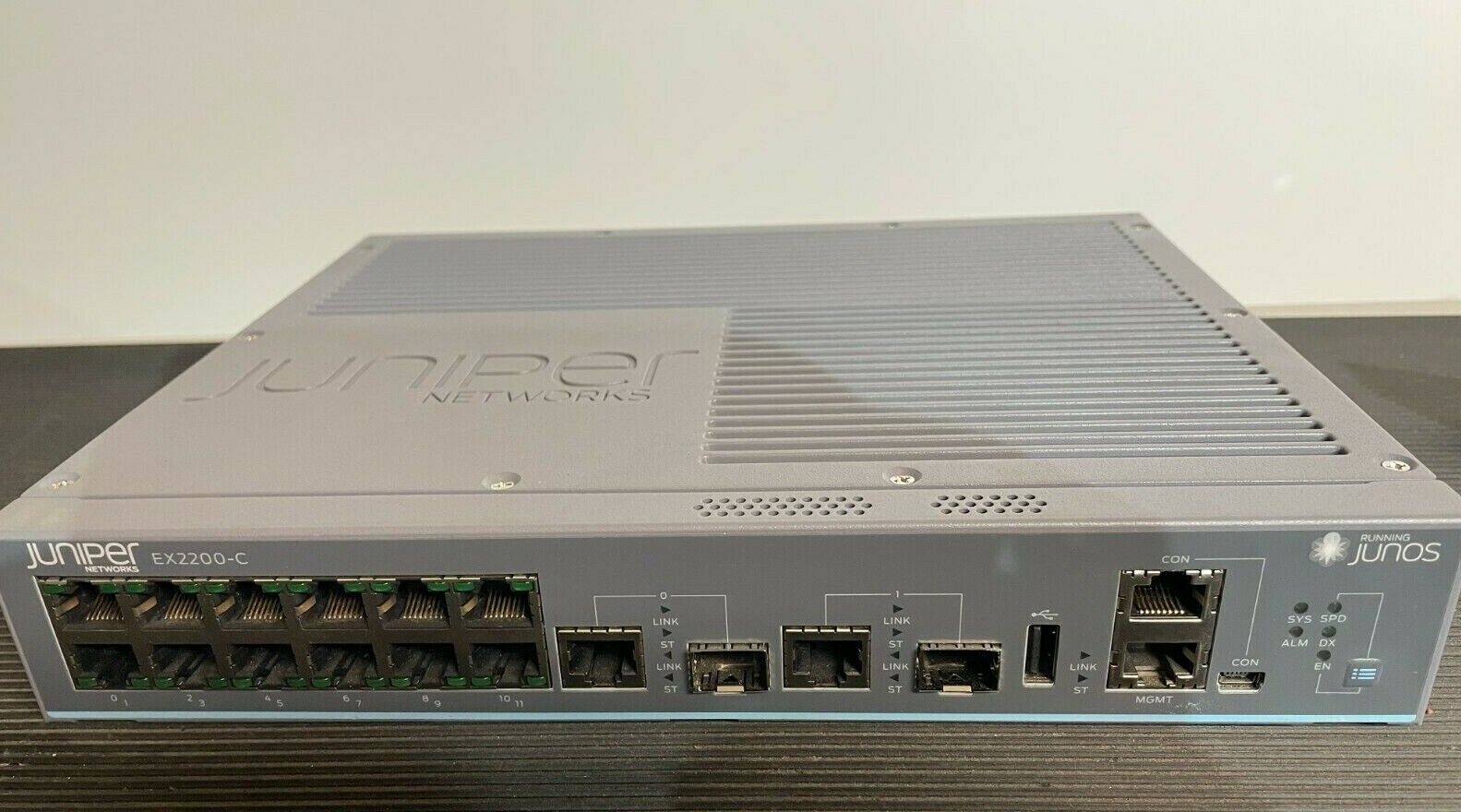 JUNIPER EX2200-C Series Network Switch (14-Ports)