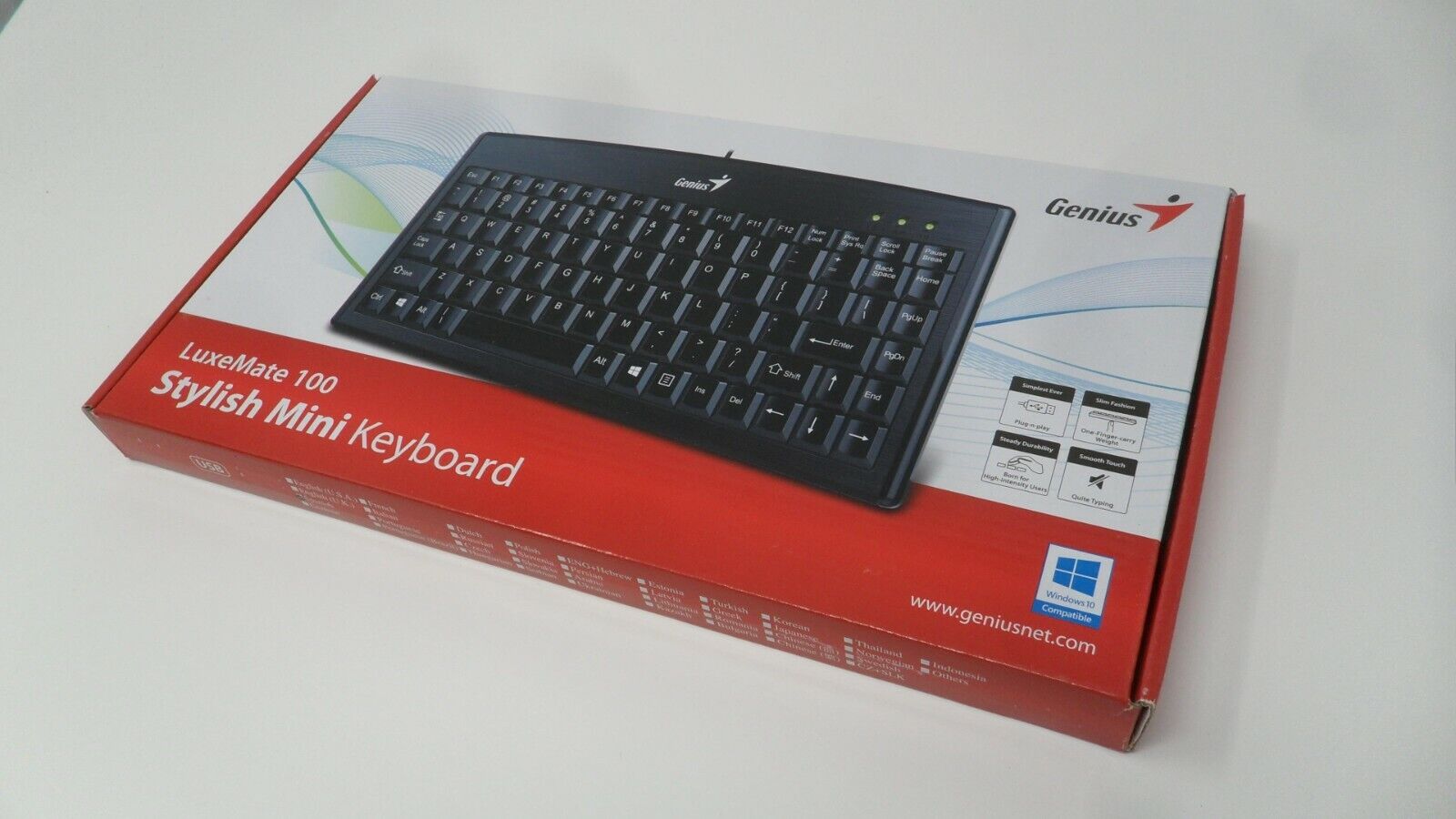 Genius LuxeMate 100 Wired Mini SLIM Keyboard Spanish Layout , 31300725101