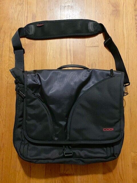 Codi Laptop Carry Case Messenger Bag