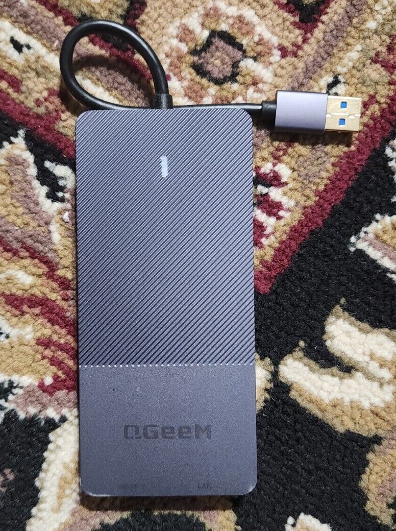 QGeeM USB 3.0 Docking Station D6906 - Gray