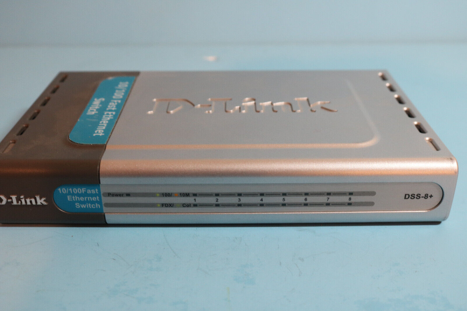 D-Link  DSS (DSS-8+/10) 8-Ports External Switch