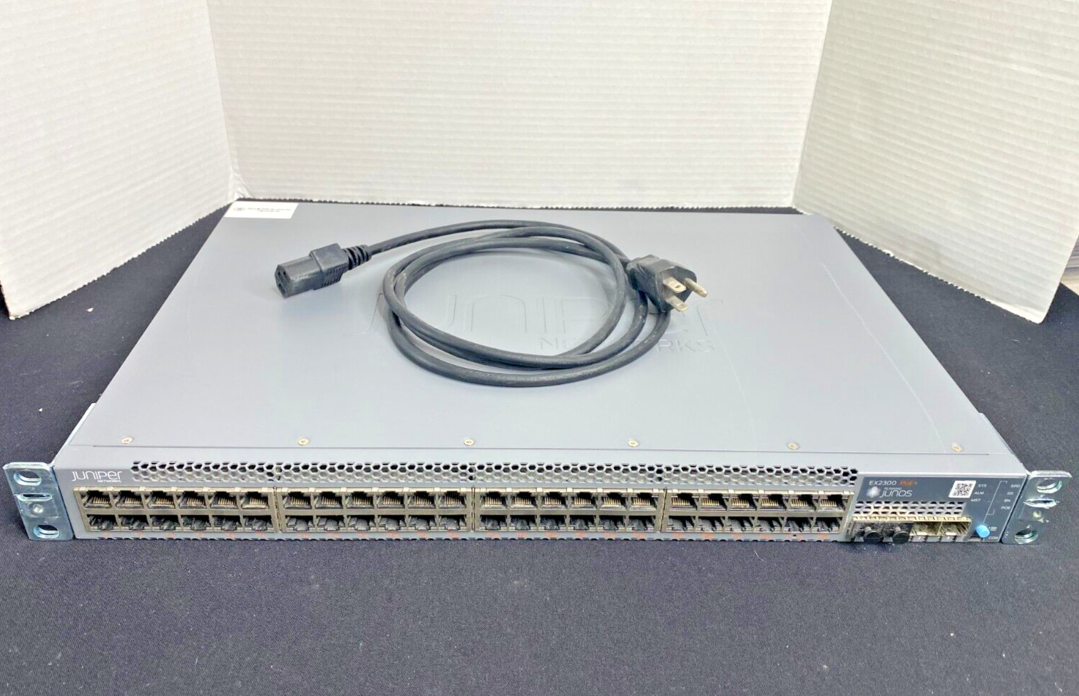 Juniper Networks EX2300-24P -Port 10/100/1000BASE-T PoE+ Ethernet Switch