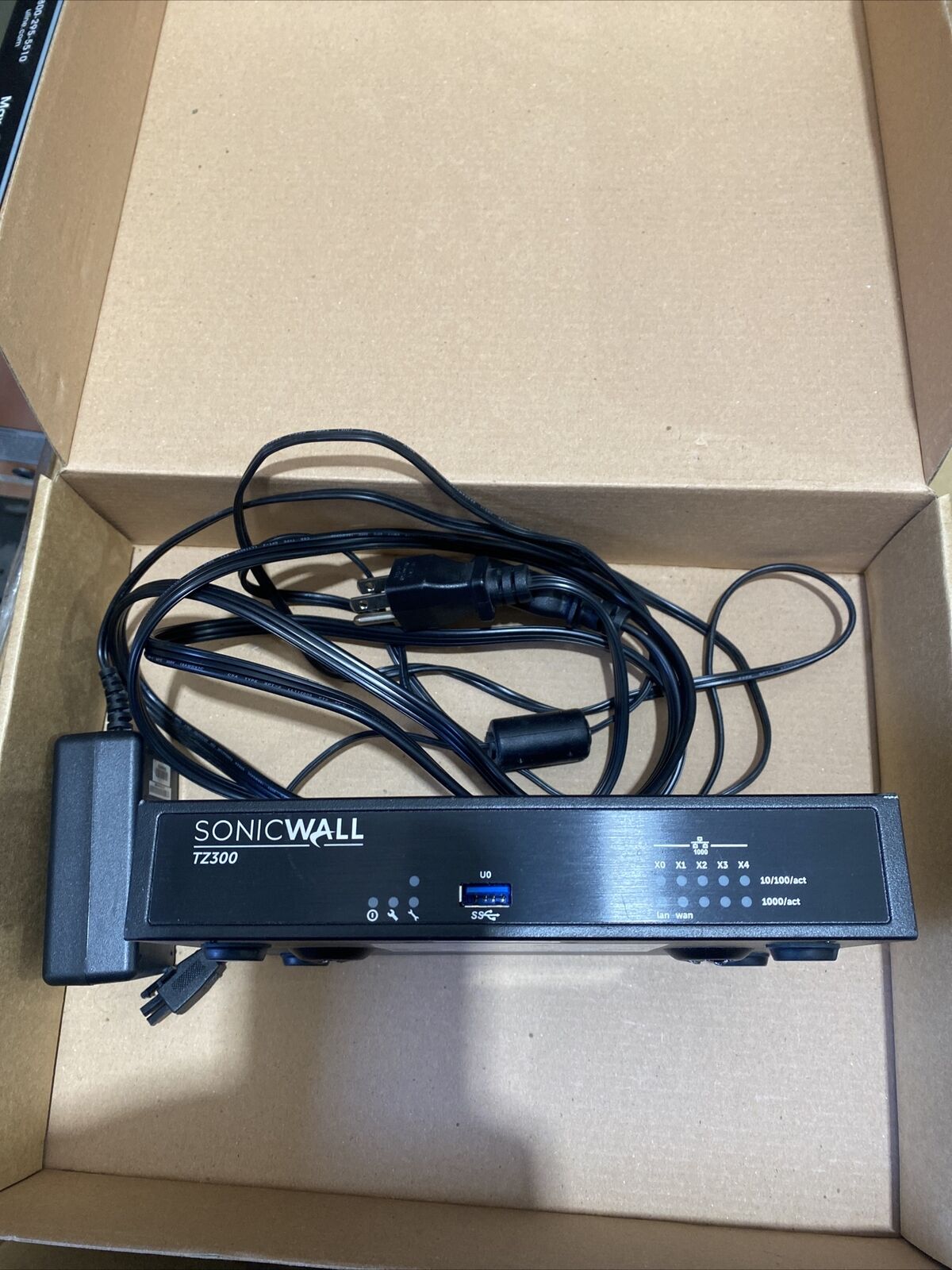 Dell SonicWall TZ300 5 Port Network Security Firewall Appliance APL28-0B4