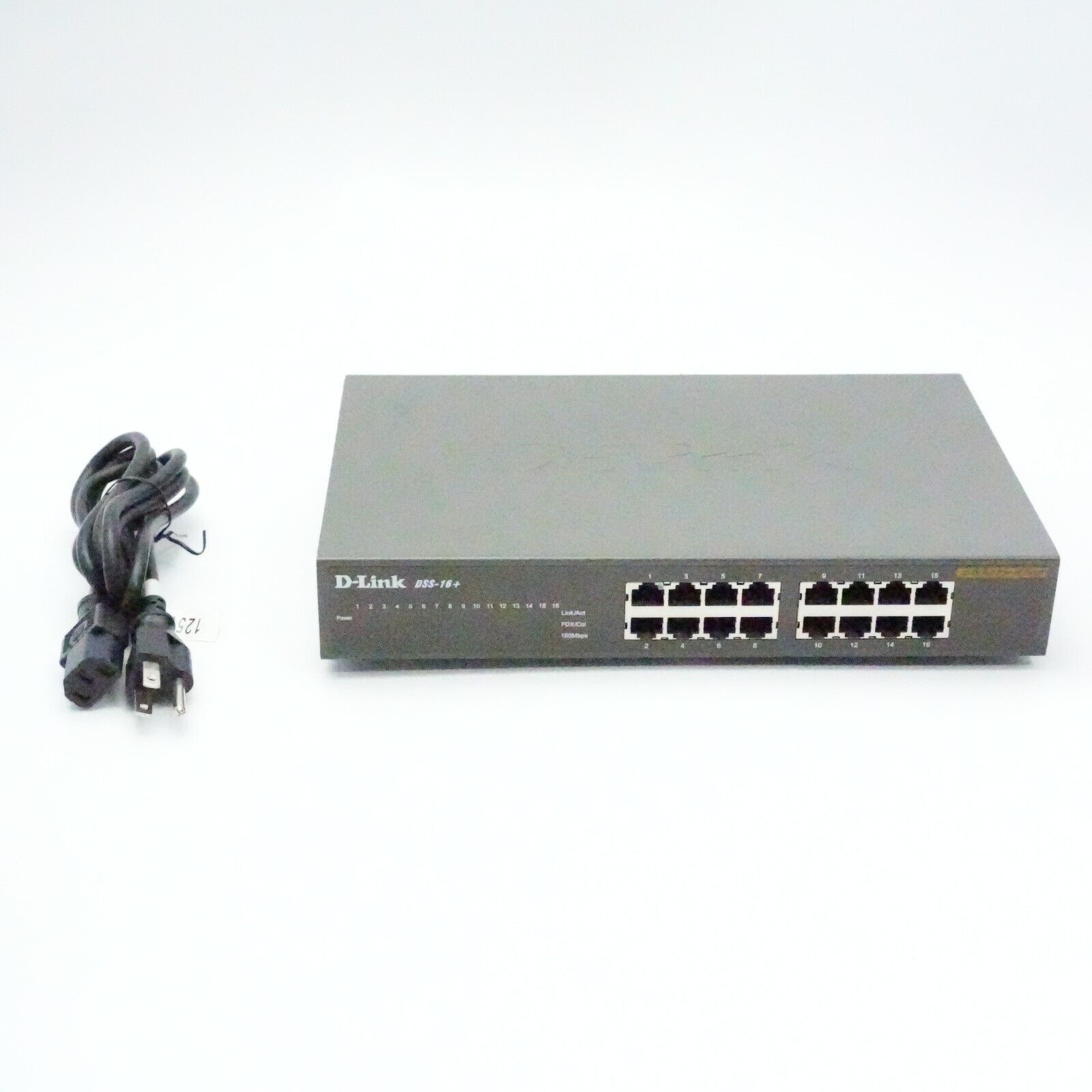 D-Link DSS16+ 16-Ports Unmanaged Rack-Mountable Switch 10/100 802.3AZ