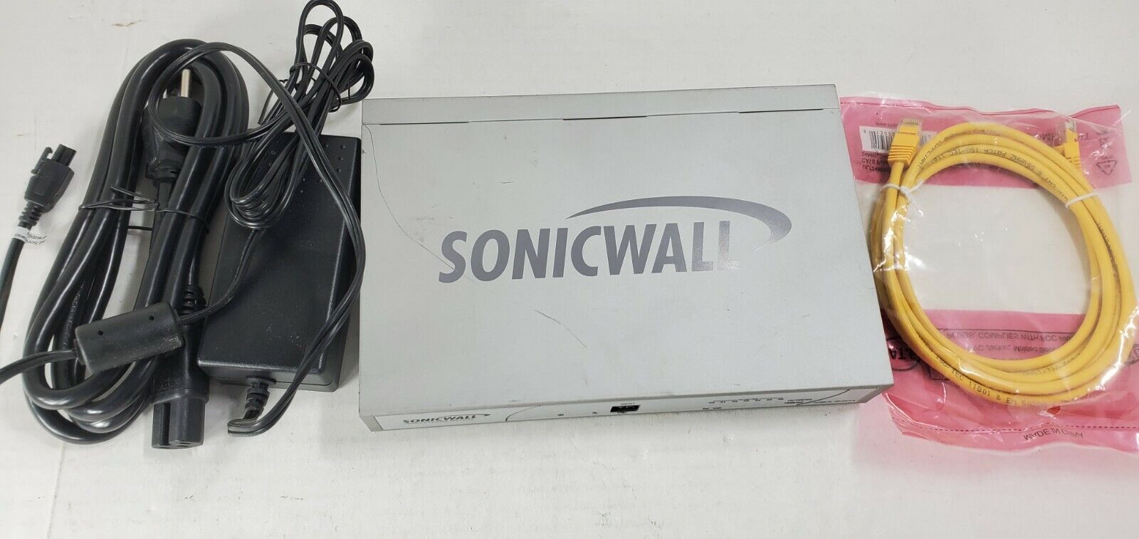 SonicWALL NSA220 APL24-08E VPN Firewall Security Appliance TESTED