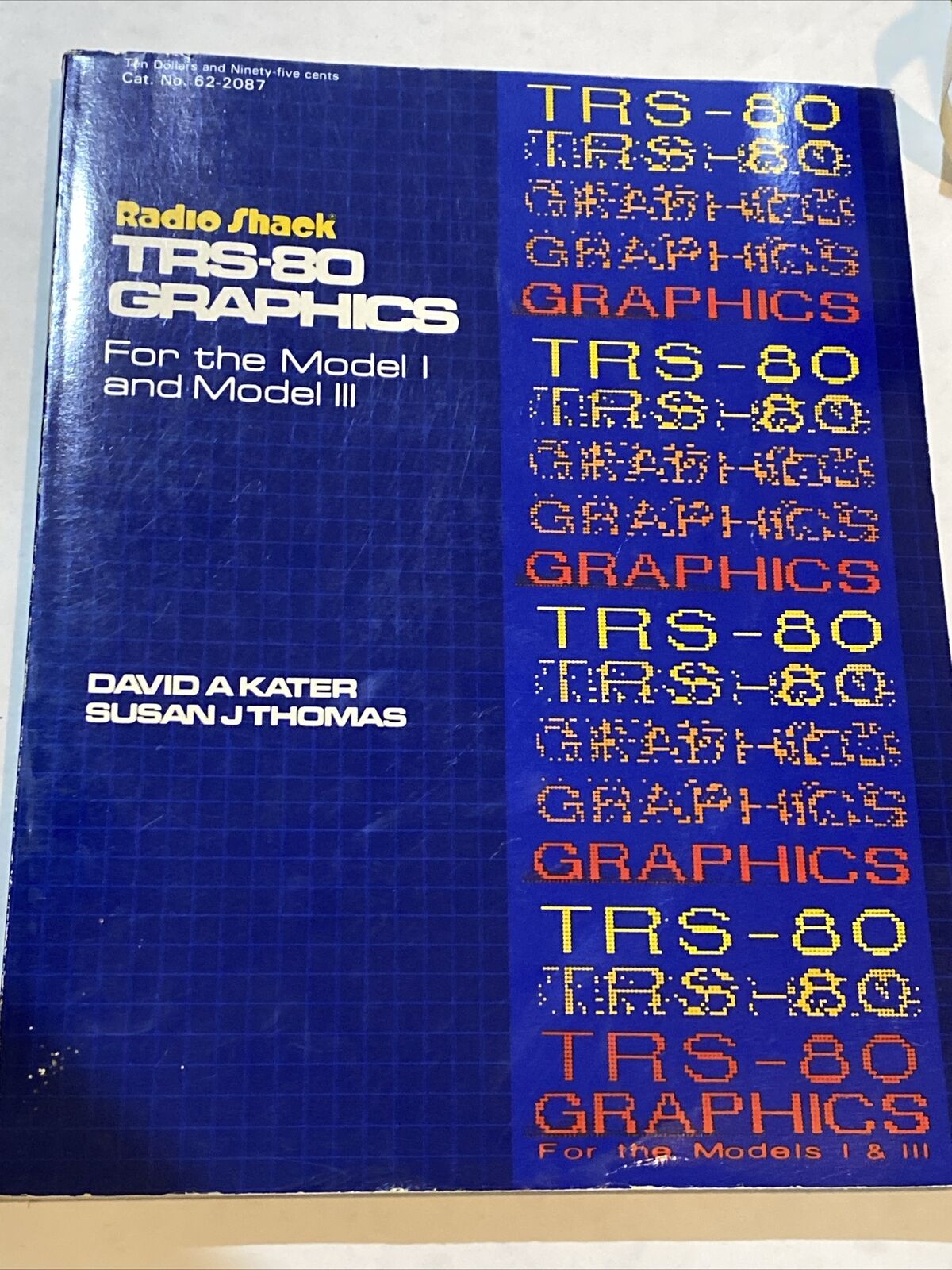 1982 Radio Shack TRS-80 Graphics for the model I and model III Book cat. 62-2087