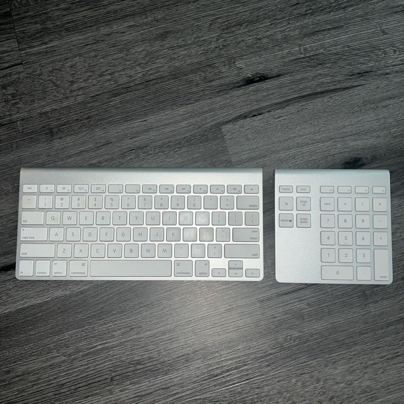 Apple A1314 Keyboard And Belkin F8T067 Keypad -Bluetooth -