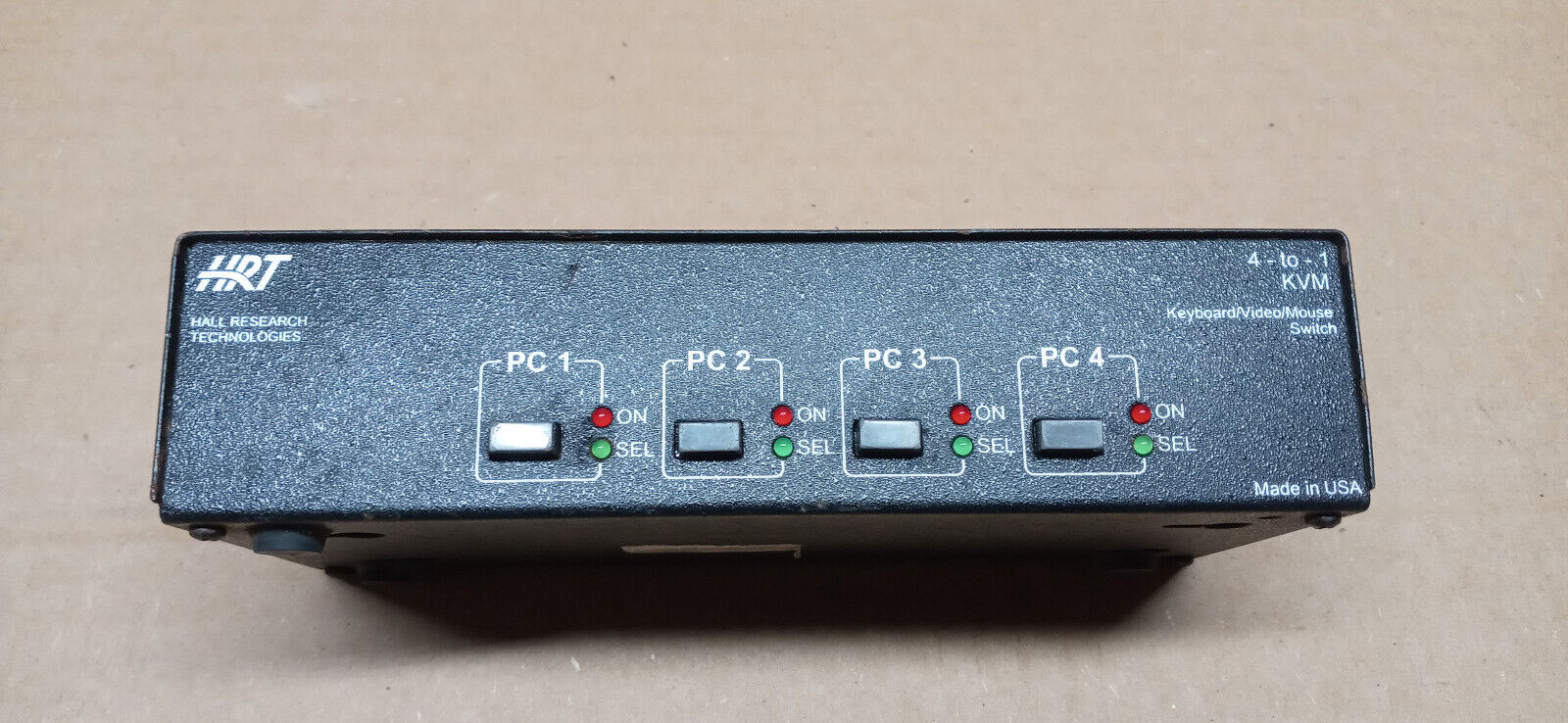 hrt hall research kvm switch 4 PC Data Switch VGA PS2, Pre-Owned, Checked