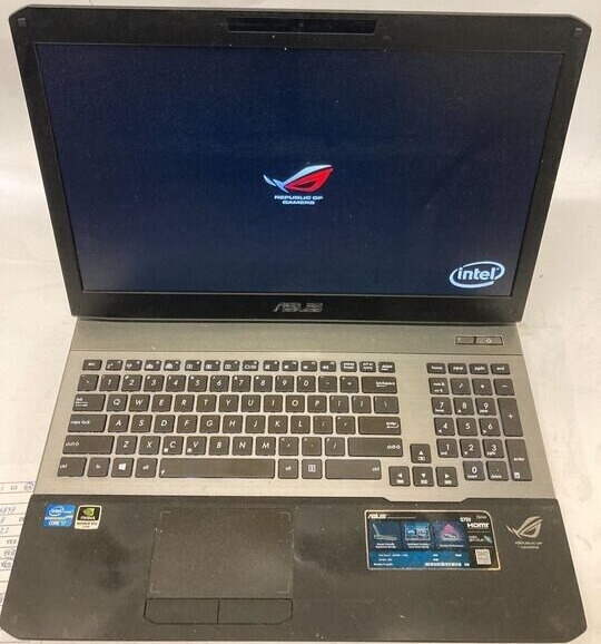 ASUS G75V ROG Gaming Laptop i7-3630QM 2.30 GHz 16GB RAM 250GB SSD No OS