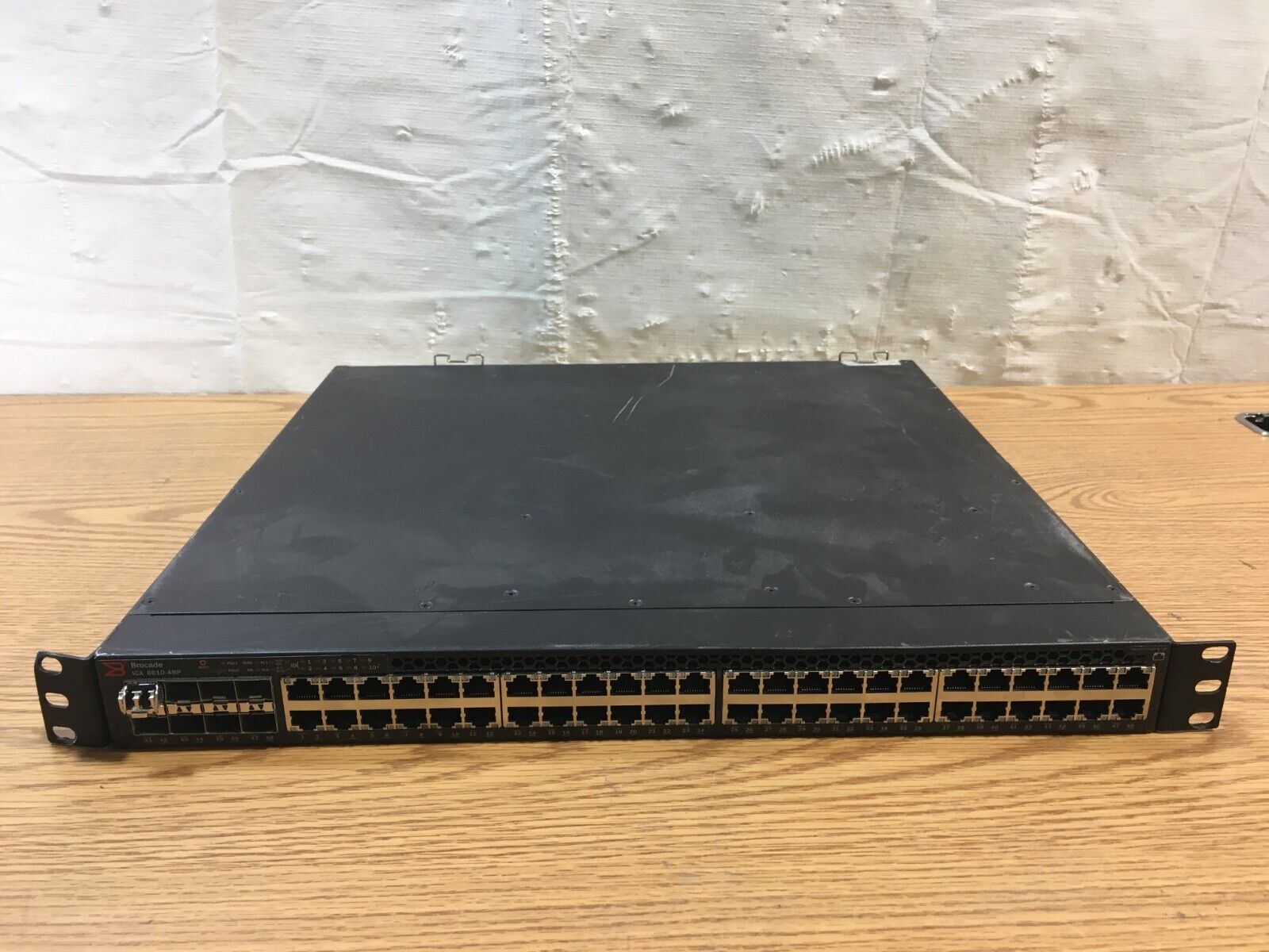 Brocade ICX6610-48-E 48-port Gigabit 8-port SFP Network Switch 2xPSU/2xFAN