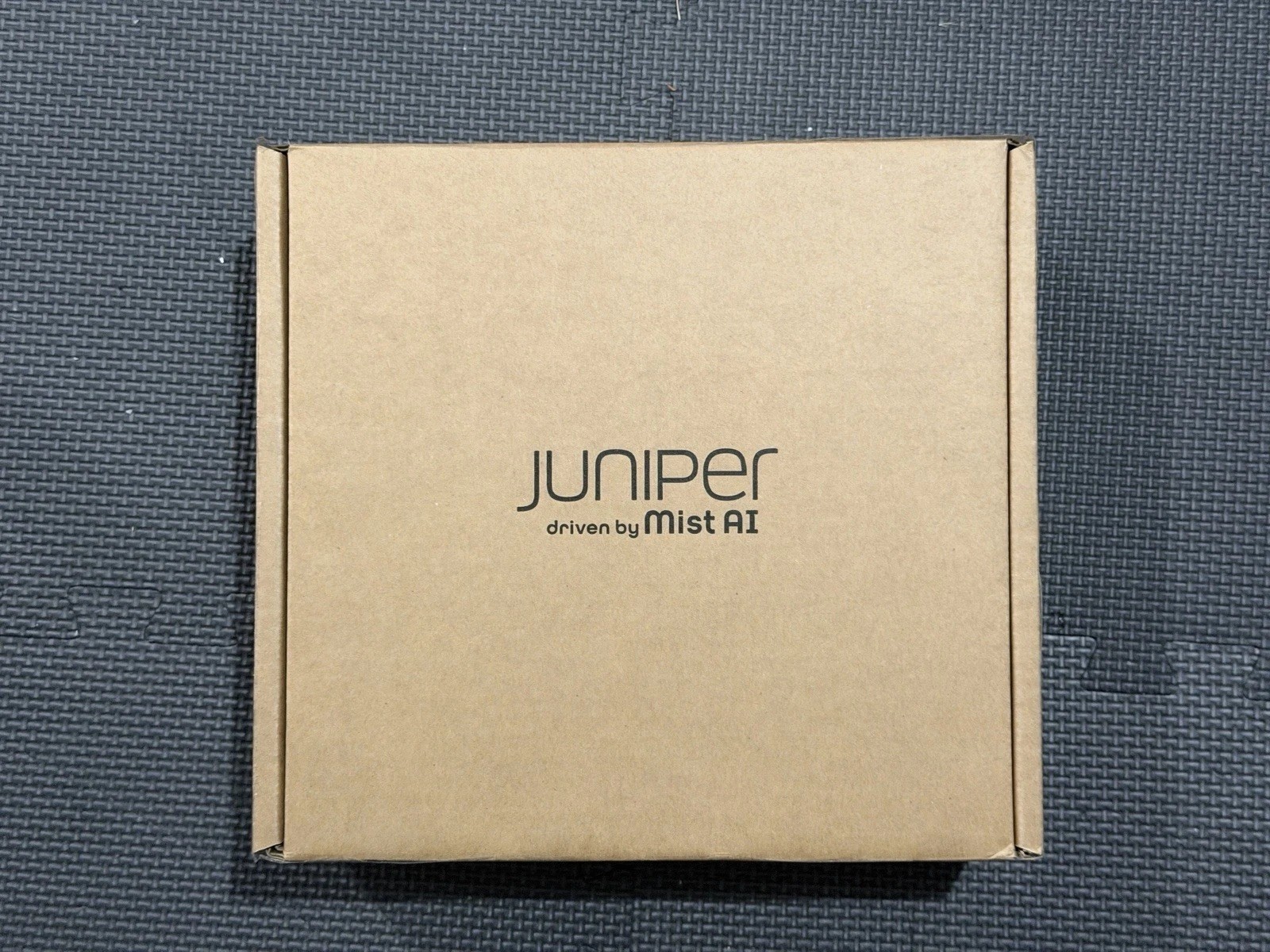 Juniper Networks AP32 Wireless Access Point - White
