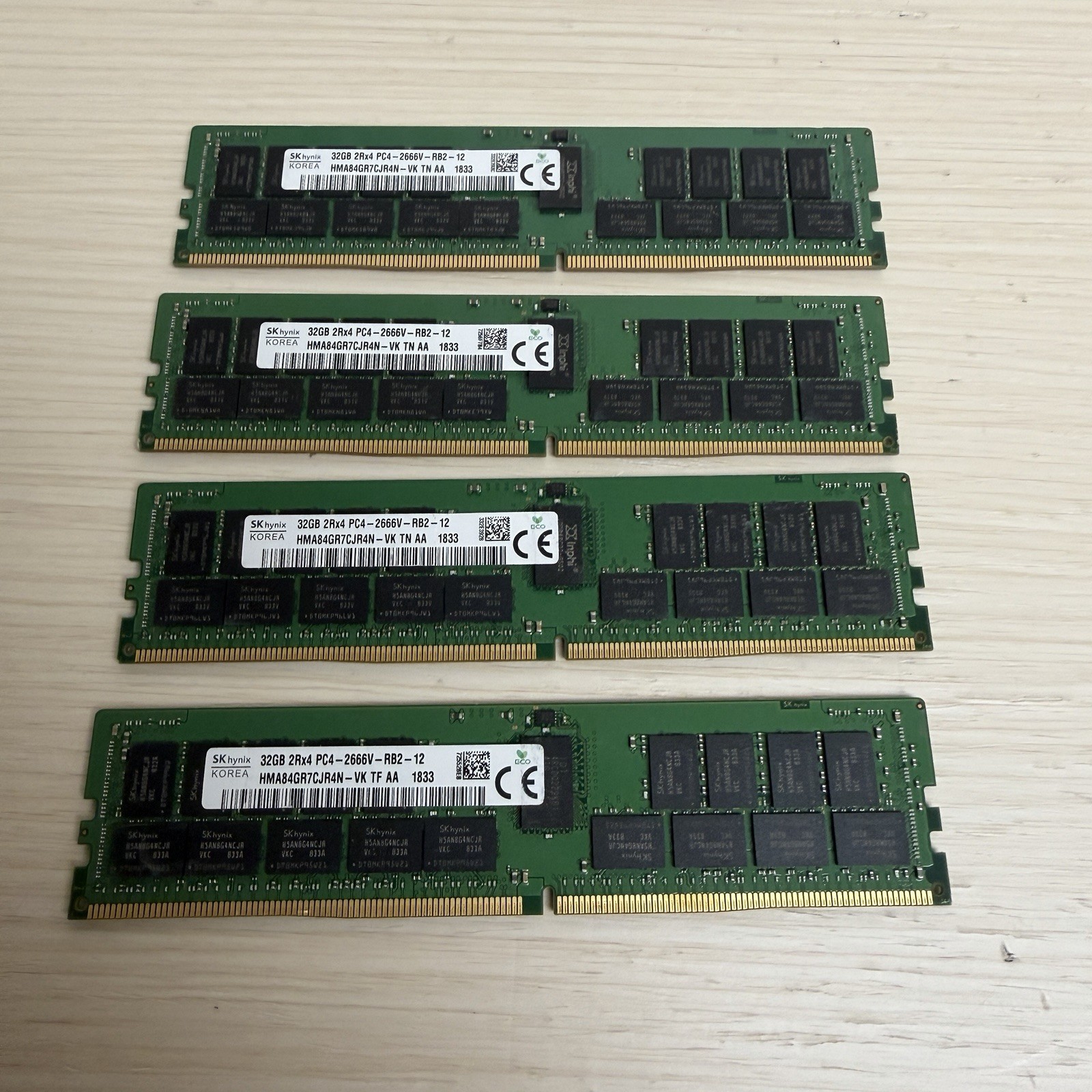 128GB (4x32GB) SK hynix DDR4 PC4-2666V RDIMM ECC Server Ram HMA84GR7CJR4N-VK