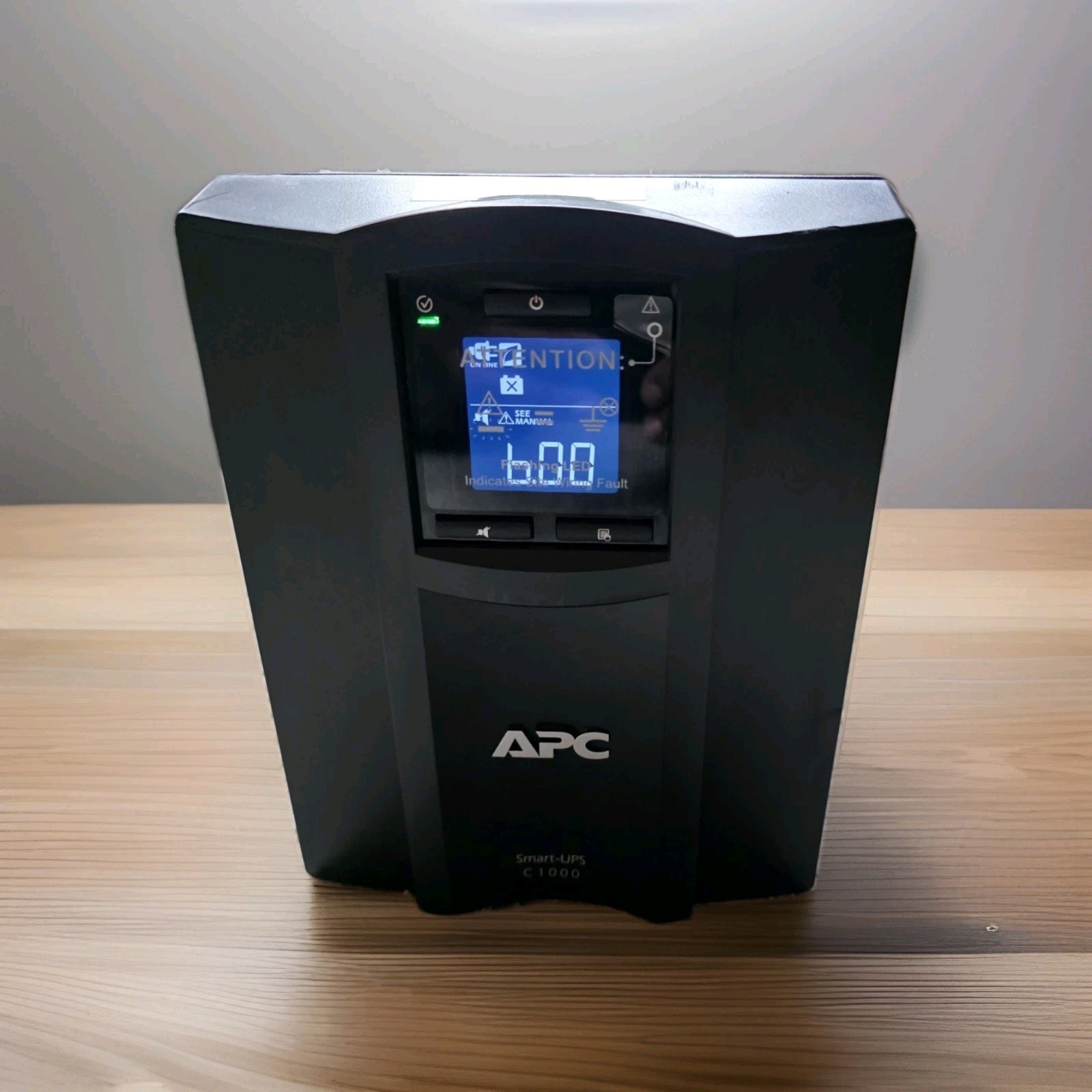 APC SMC1000c Smart UPS C 1000VA LCD 120V with SmartConnect APC SMC1000c Smart UPS C 1000VA LCD 120V with SmartConnect