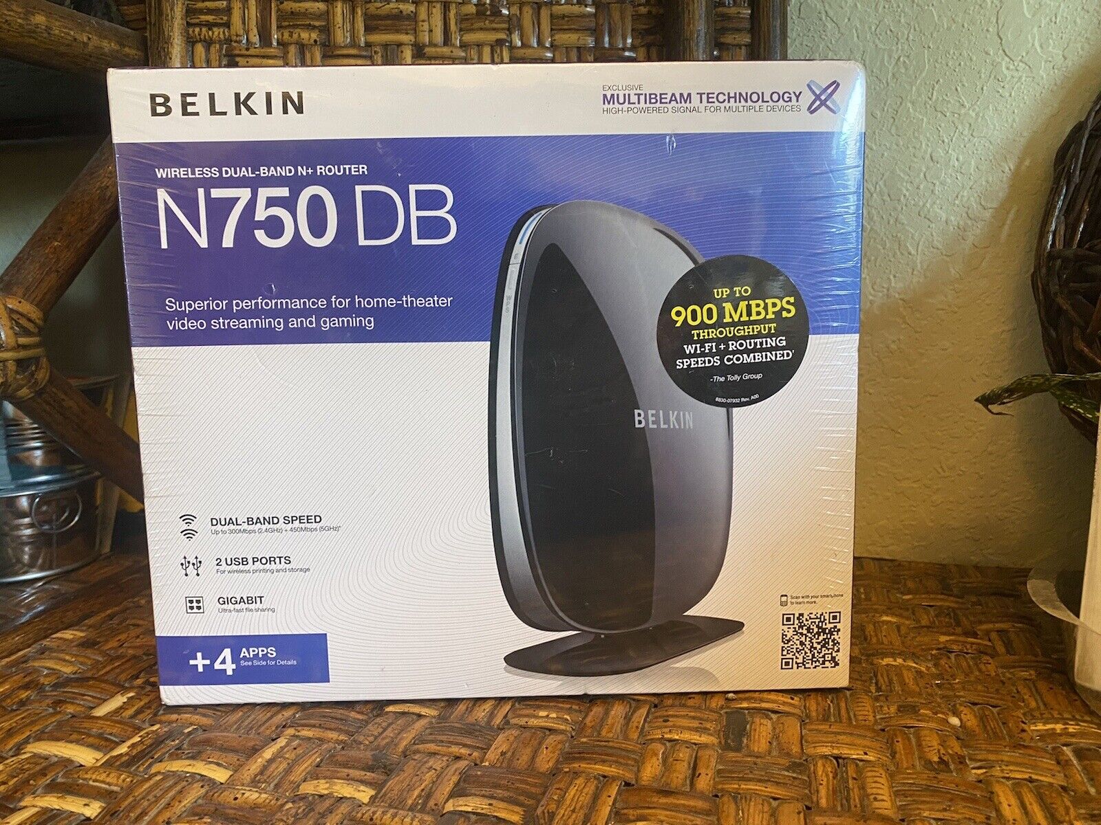 Belkin N750 DB 450 to 900 Mbps 4-Port Gigabit Wireless N Router 2 USB NEW