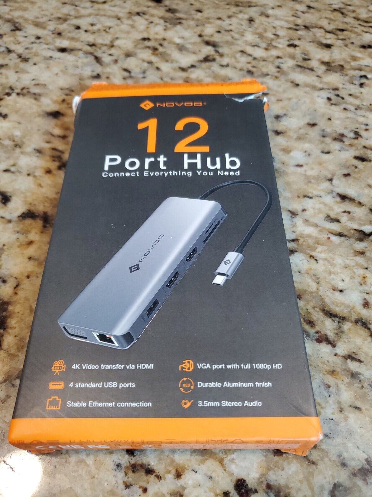 NOVOO 12 Port Hub USB-C 12 in 1 Multiport Hub.Open Box
