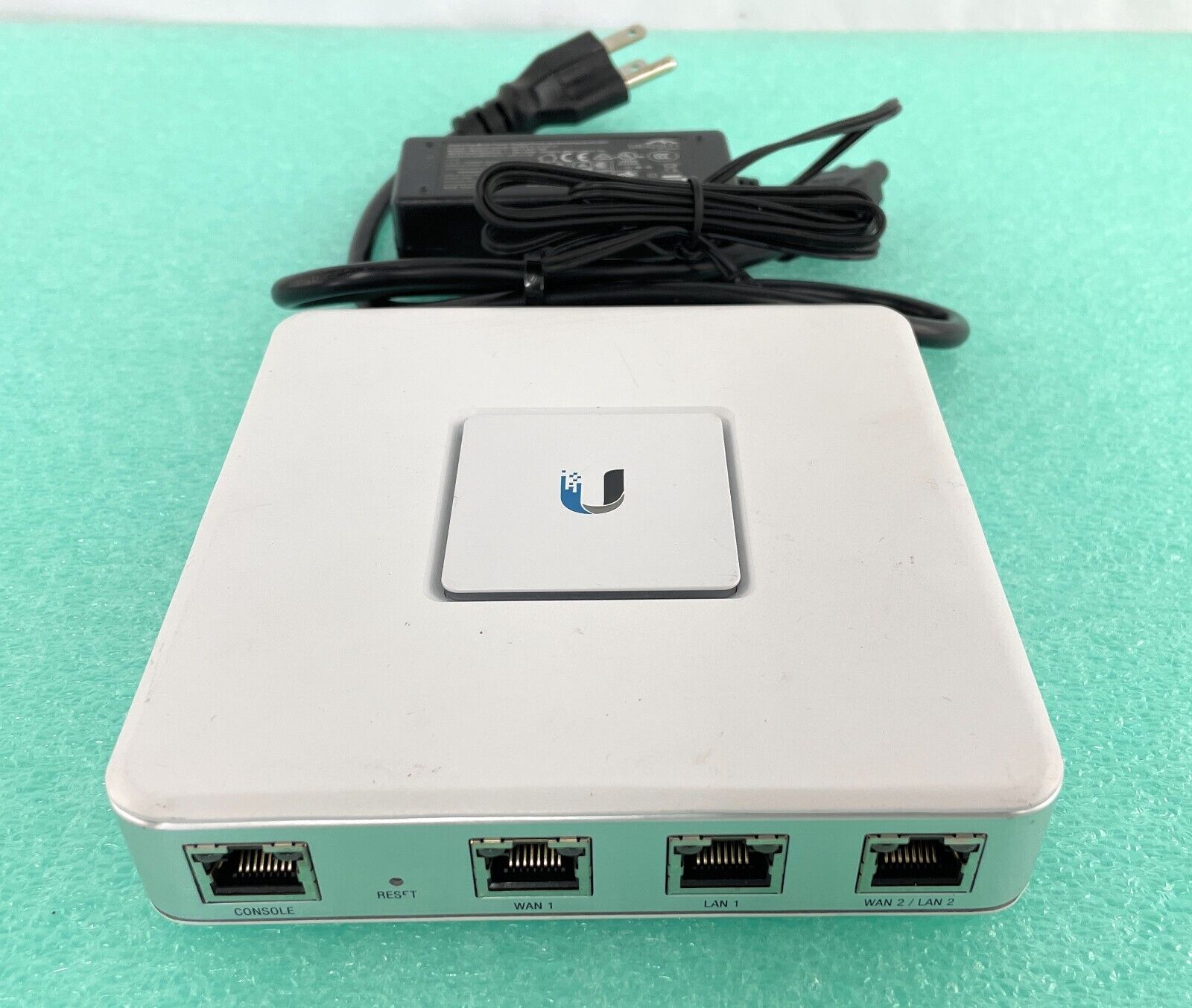Ubiquiti Networks UniFi Security Gateway 1000Mbps Gigabit (USG)