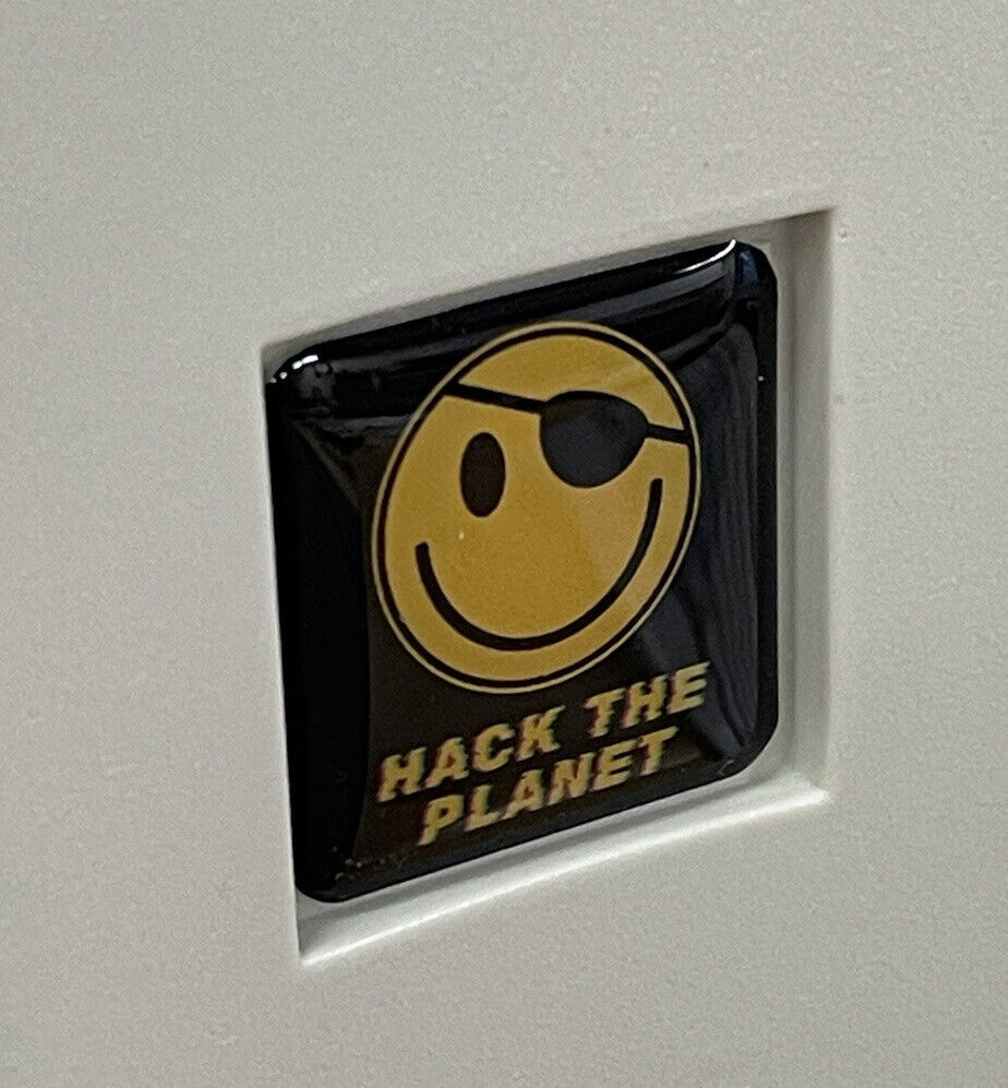 HACKERS Movie HACK THE PLANET Computer Case Badge DOMED Sticker Retro PC 1x1