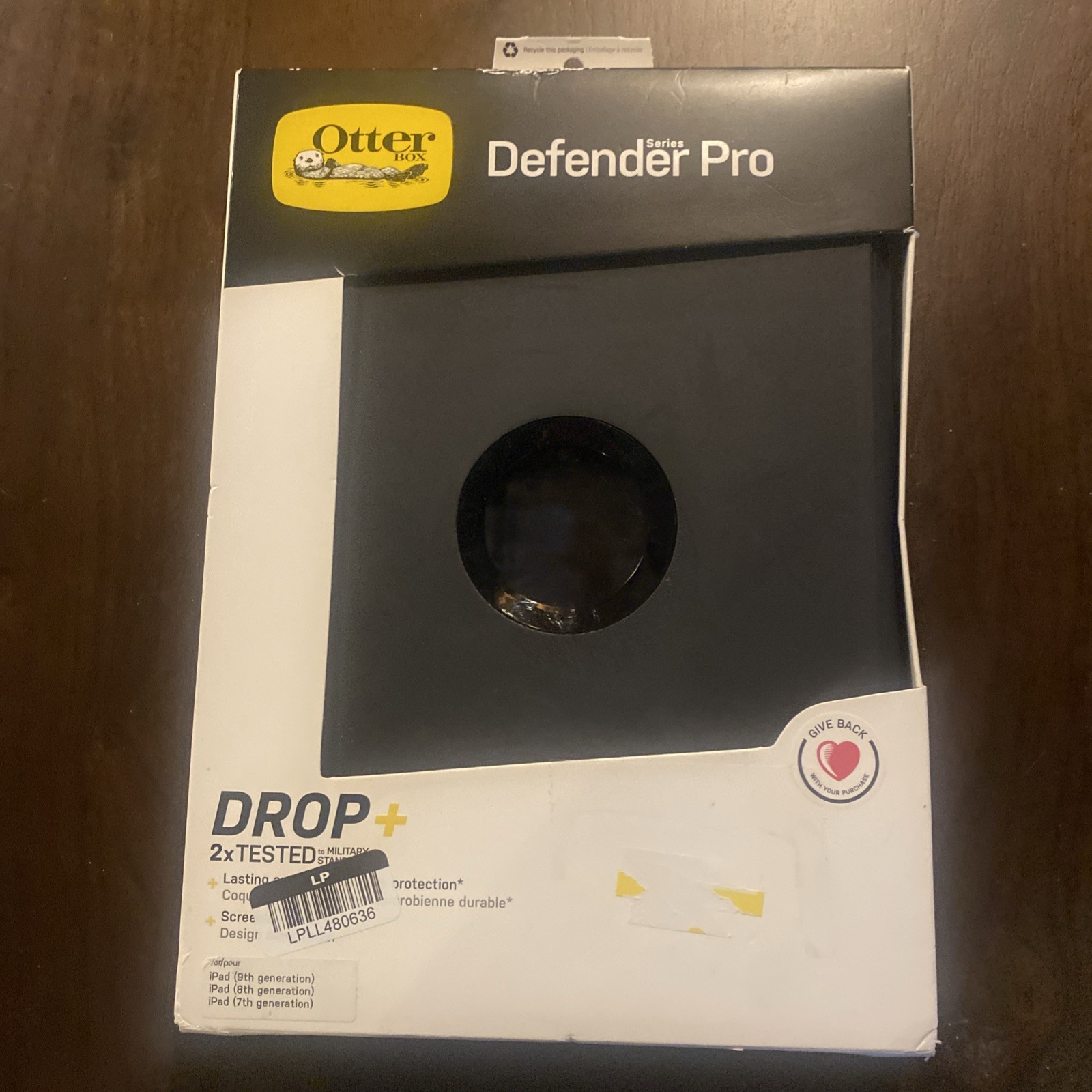 NEW OtterBox iPad (9th/8th/7th gen) Defender Series Pro Case - Black NEW OtterBox iPad (9th/8th/7th gen) Defender Series Pro Case - Black