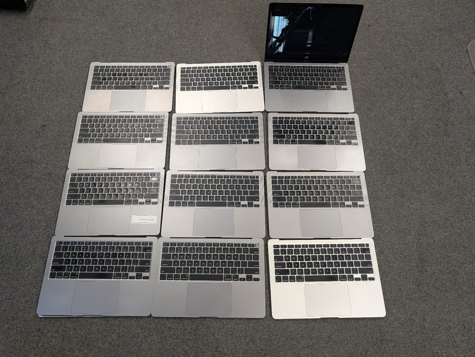 Lot of 12 2020 13\ Lot of 12 2020 13\