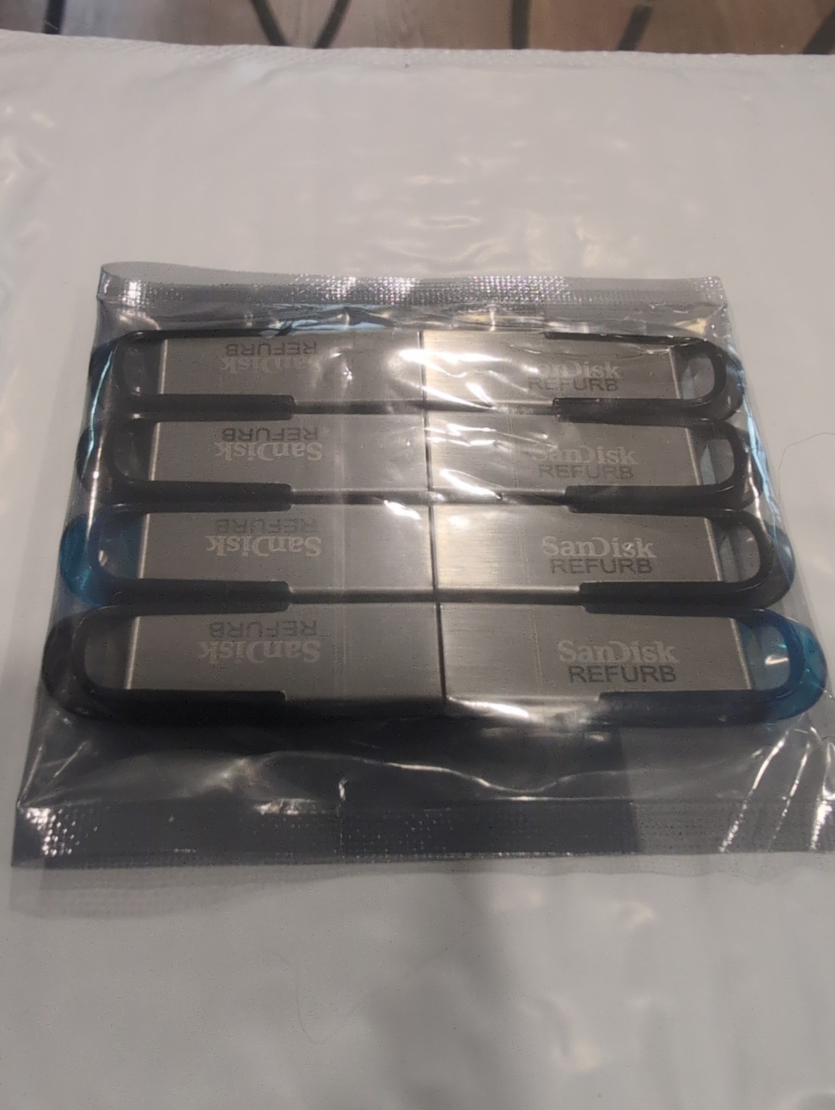 LOT of 8 SanDisk 64 GB ULTRA FLAIR USB 3.0 flash drive 150MB SDCZ73-064G LOT of 8 SanDisk 64 GB ULTRA FLAIR USB 3.0 flash drive 150MB SDCZ73-064G