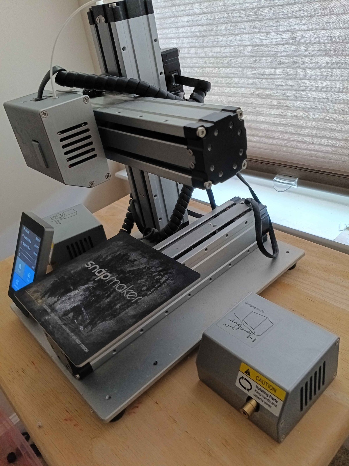 SnapMaker Original, comes with 2.4 watt laser attachment, CNC mill SnapMaker Original, comes with 2.4 watt laser attachment, CNC mill