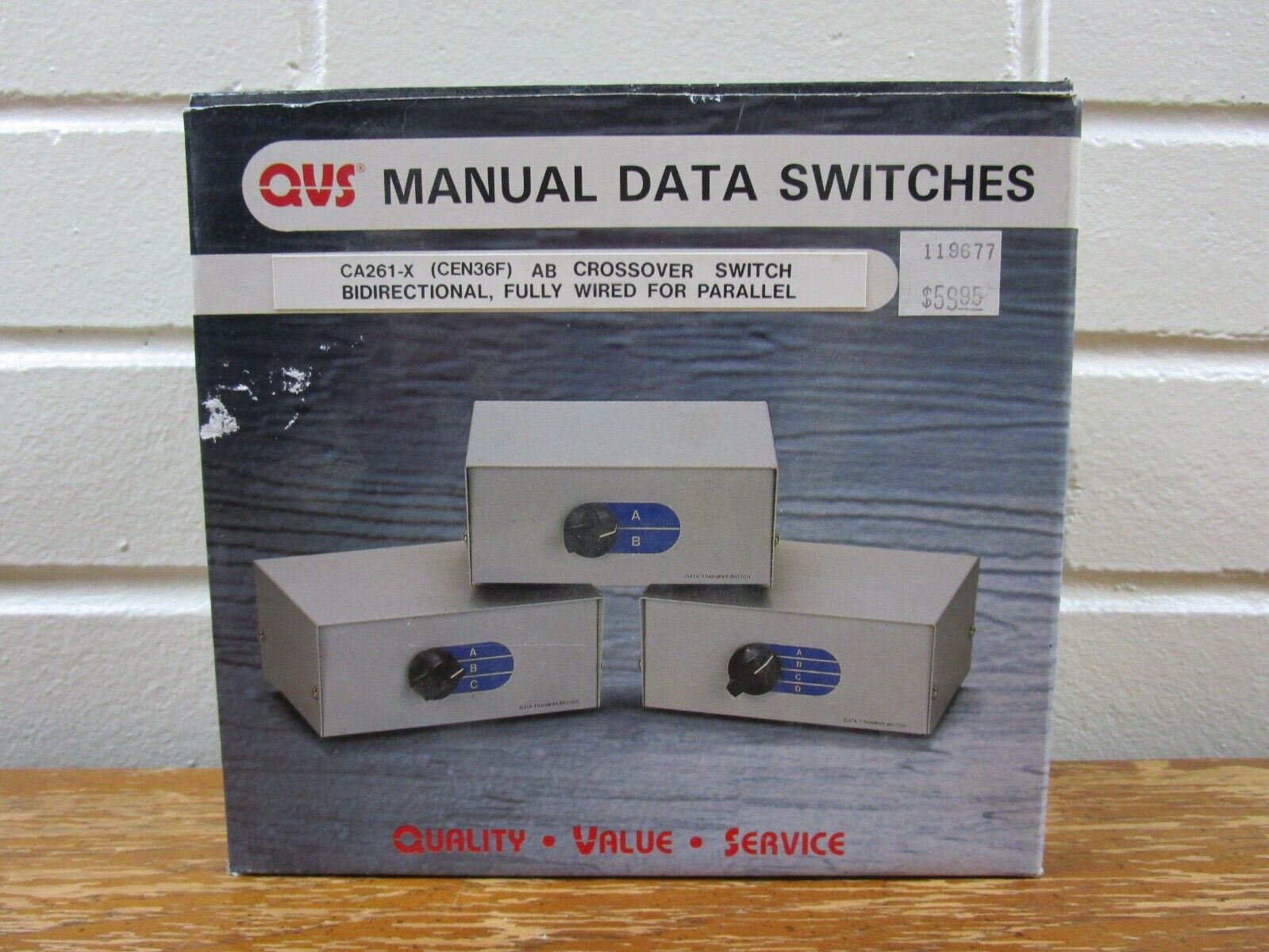 QVS Manual Dataswitch AB Switch Box Gold Plated Connectors CA261-X 1991 Computer