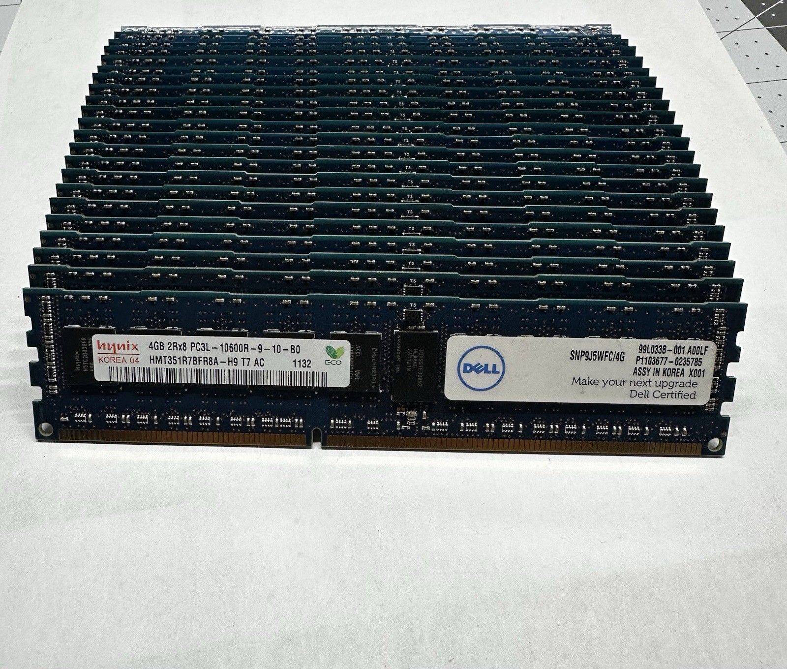 Hynix & Samsun (Lot Of 36) 4GB 2Rx8 PC3L-10600R DDR3 Server Memory 144GB Total Hynix & Samsun (Lot Of 36) 4GB 2Rx8 PC3L-10600R DDR3 Server Memory 144GB Total