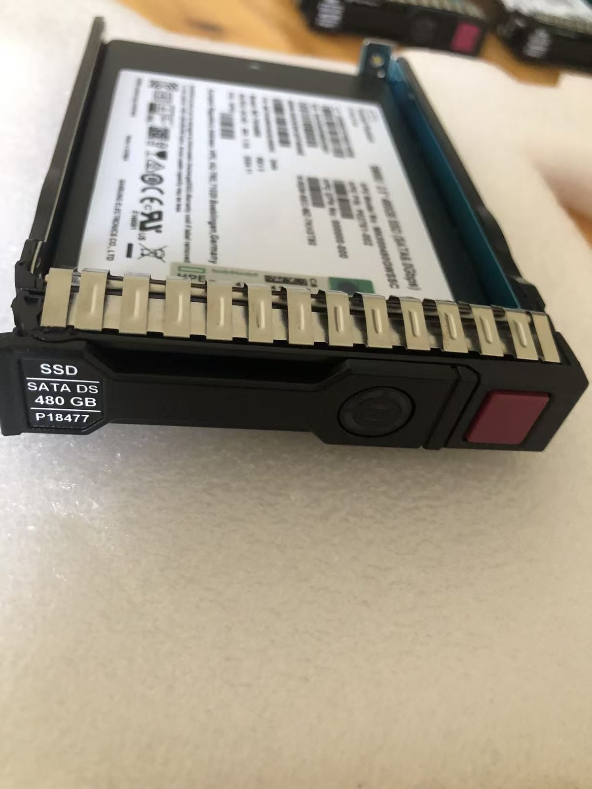 NEW P18432-B21 P18477-001 HPE 480GB SATA 6G MU SFF SC MV SSD Solid State Drive NEW P18432-B21 P18477-001 HPE 480GB SATA 6G MU SFF SC MV SSD Solid State Drive